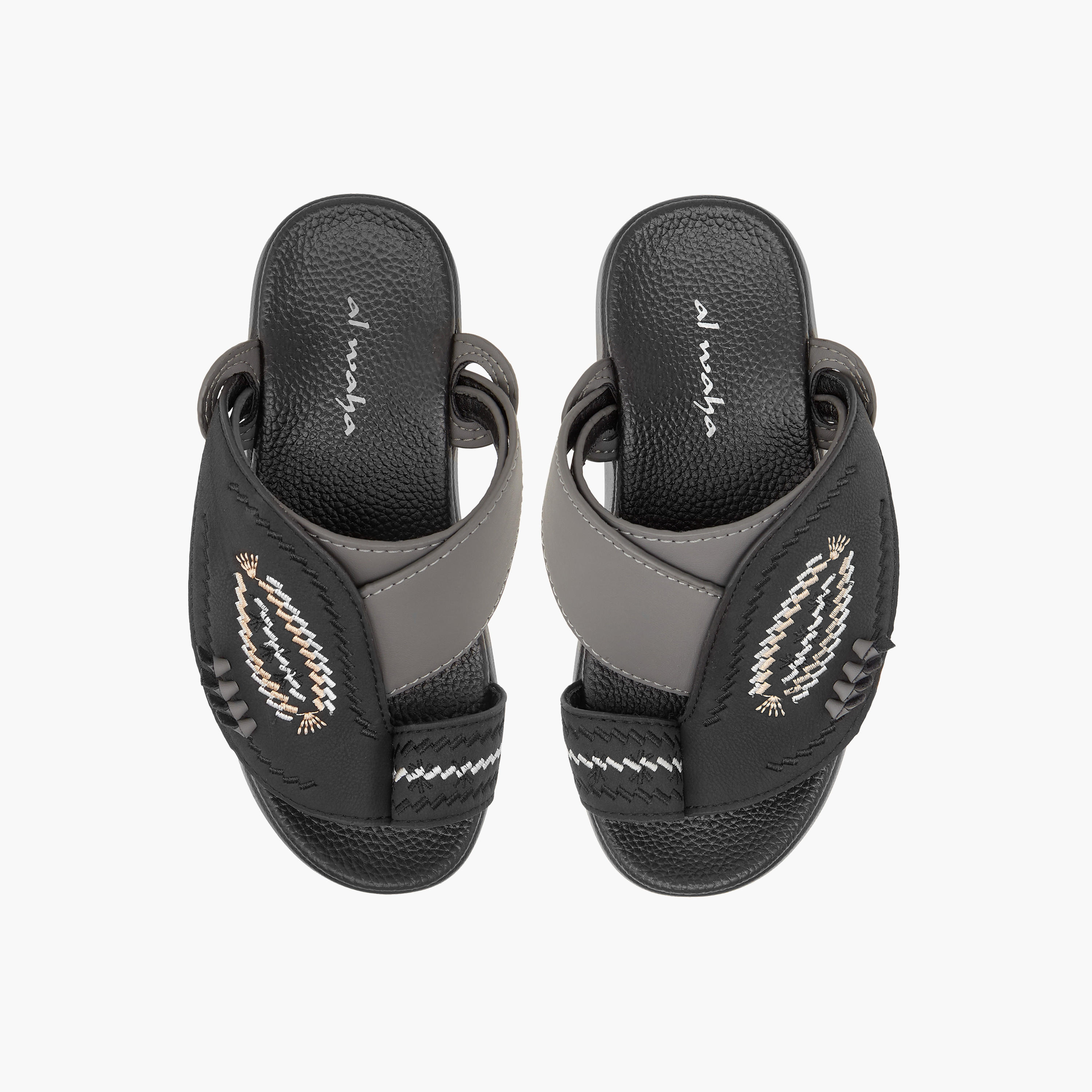صندل عربي سهل الارتداء مطرز بإصبع من الواحة-boys-shoes-sandals-image-1