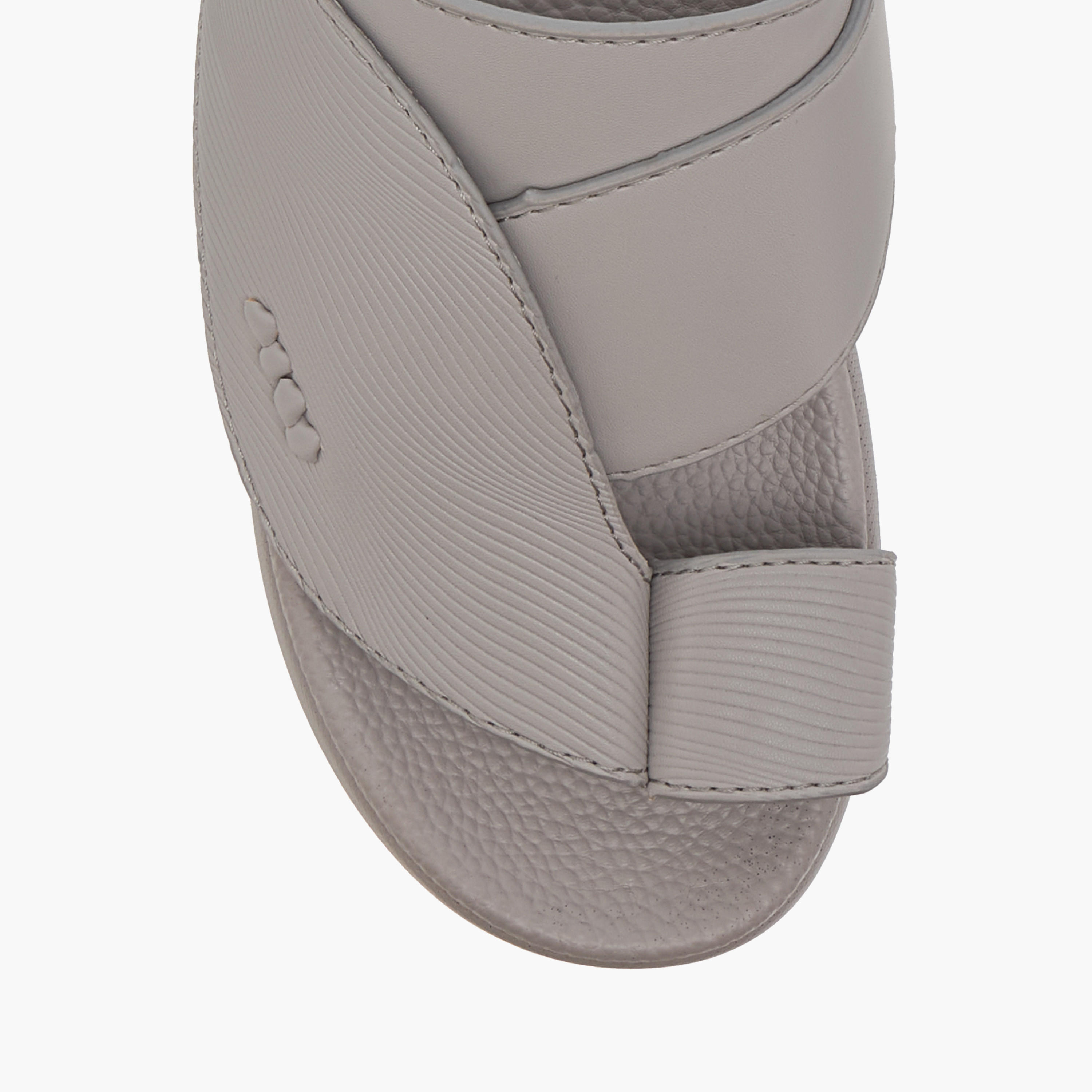 Al Waha Textured Slip-On Arabic Sandals with Toe Loop Detail-boys-shoes-sandals-image-3