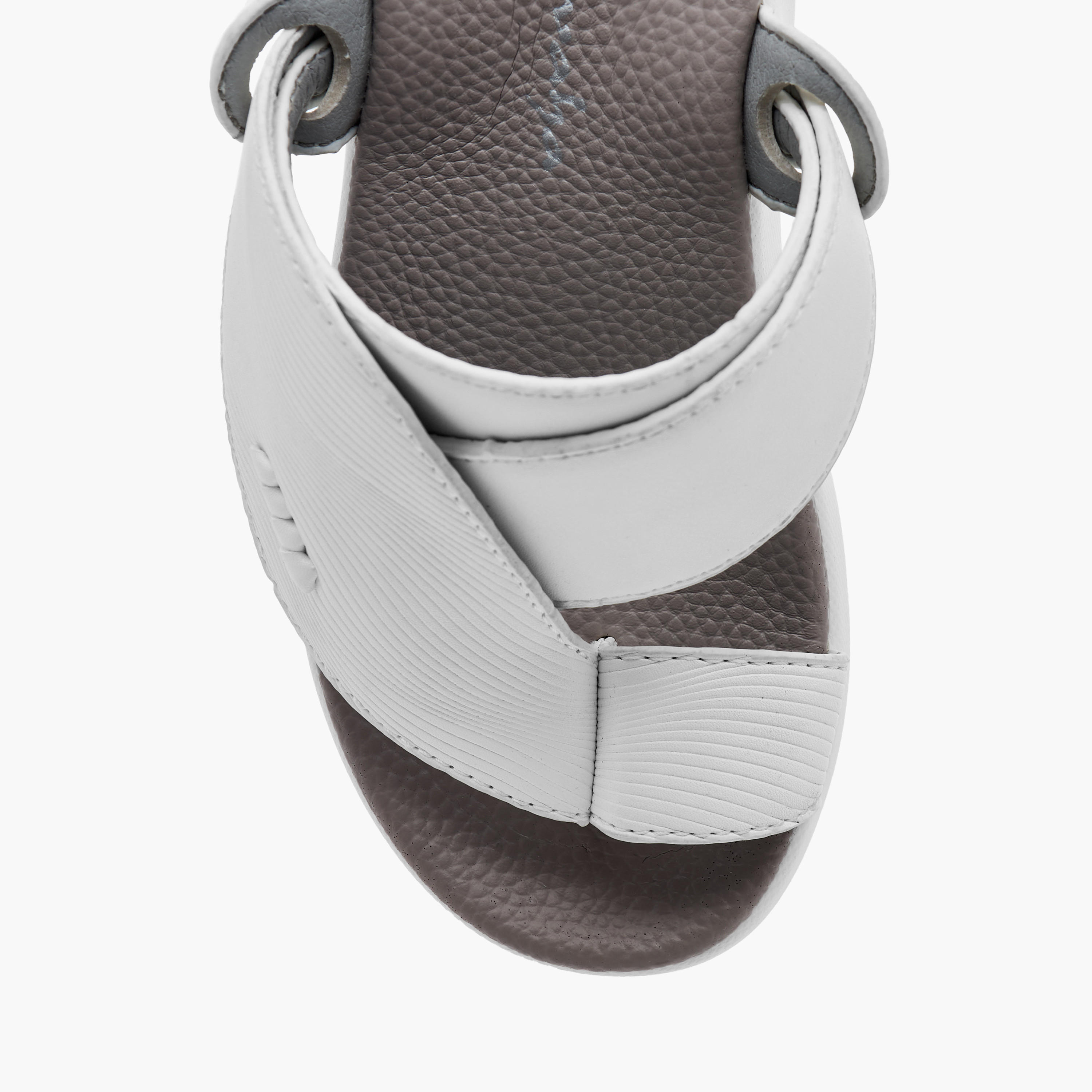 Al Waha Textured Slip-On Arabic Sandals with Toe Loop Detail-boys-shoes-sandals-image-3