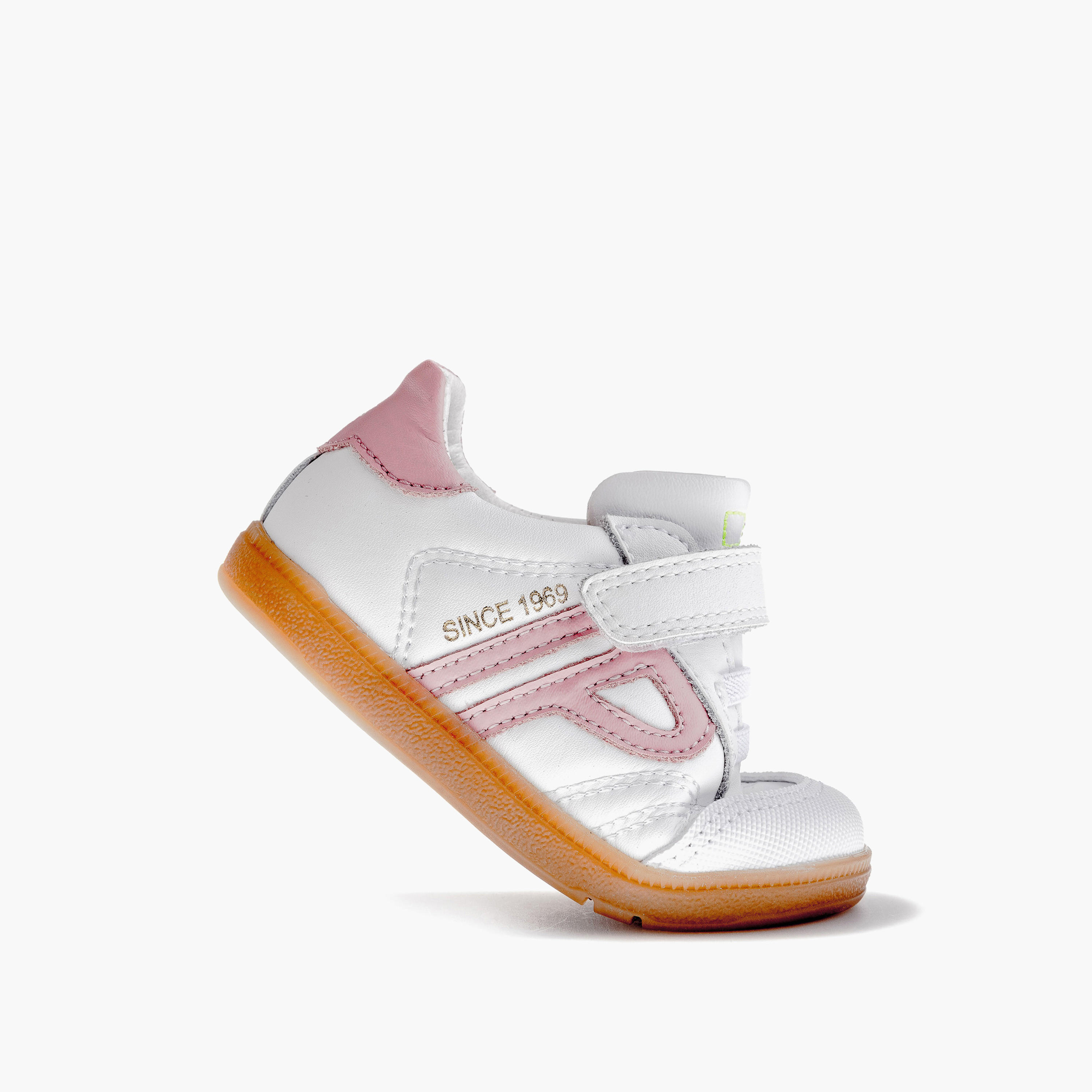 Pablosky Girls' Panelled Sneakers with Hook and Loop Closure-baby-girls-shoes-closedshoes-image-5