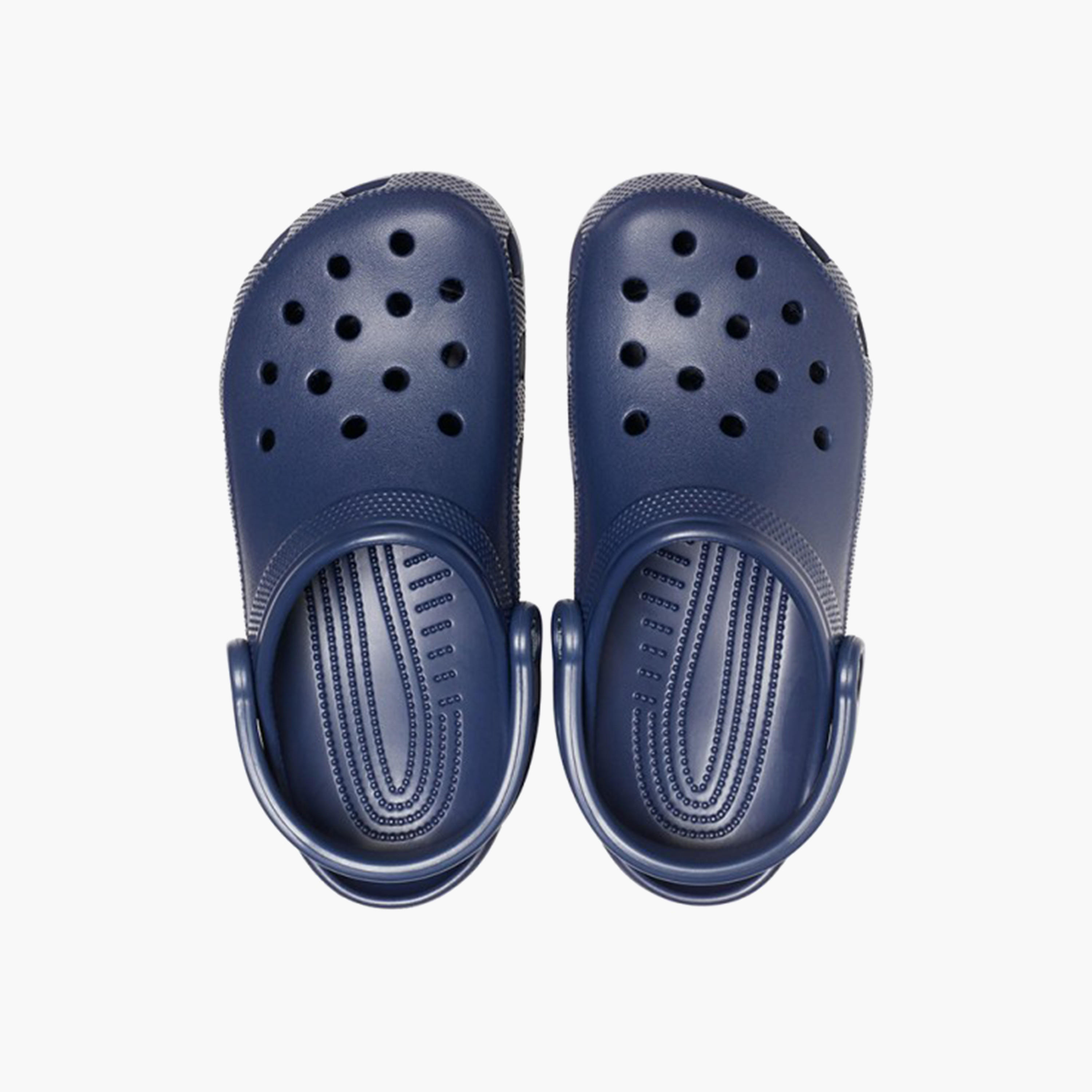 صندل بكعب سميك وتصاميم مفرغة وحزام خلفي للجنسين من كروكس - 10001-410-men-shoes-sandals-image-4