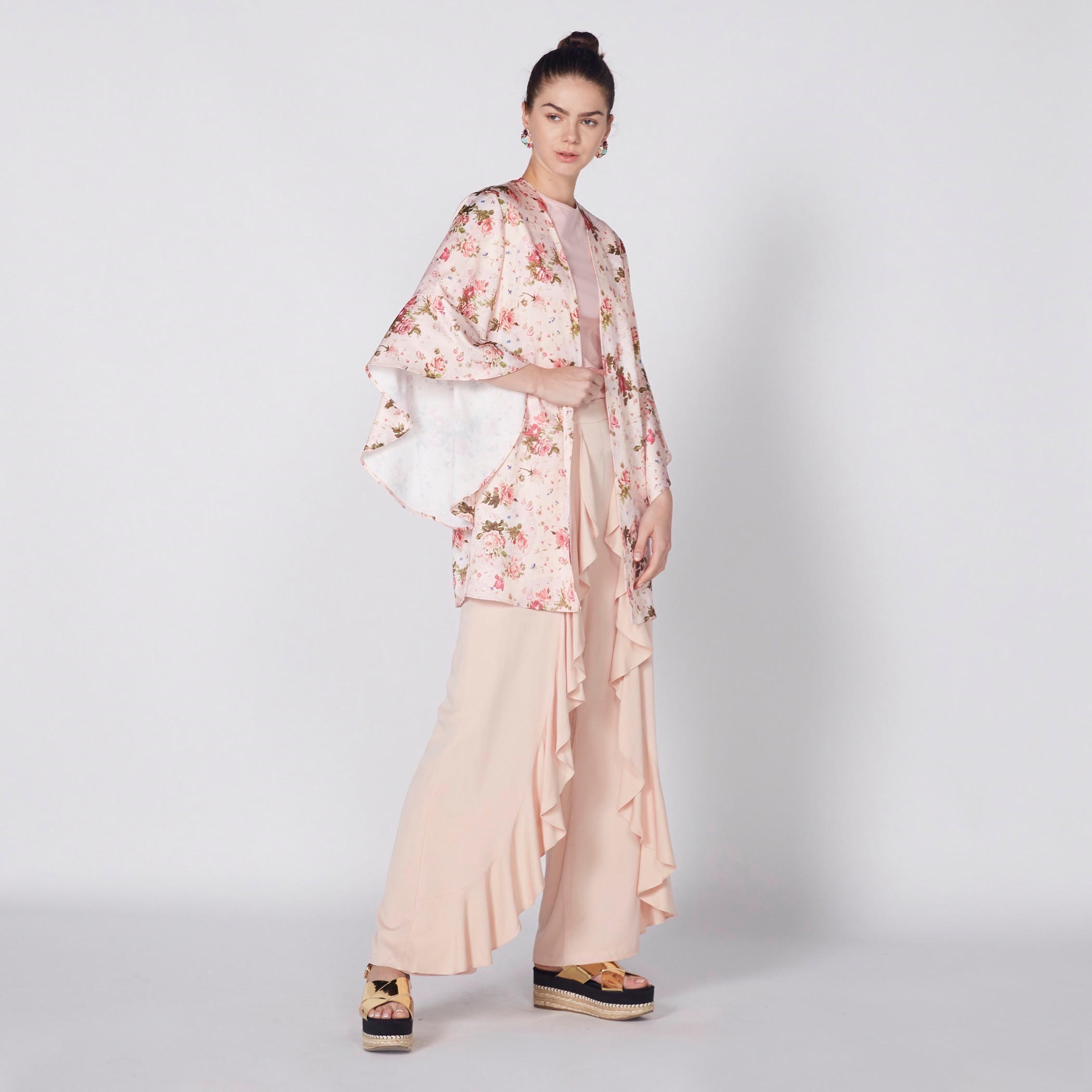 جاكيت مفتوح من الأمام بأكمام واسعة وطبعات الأزهار-women-clothing-cardigansandjumpers-jumpers-image-4