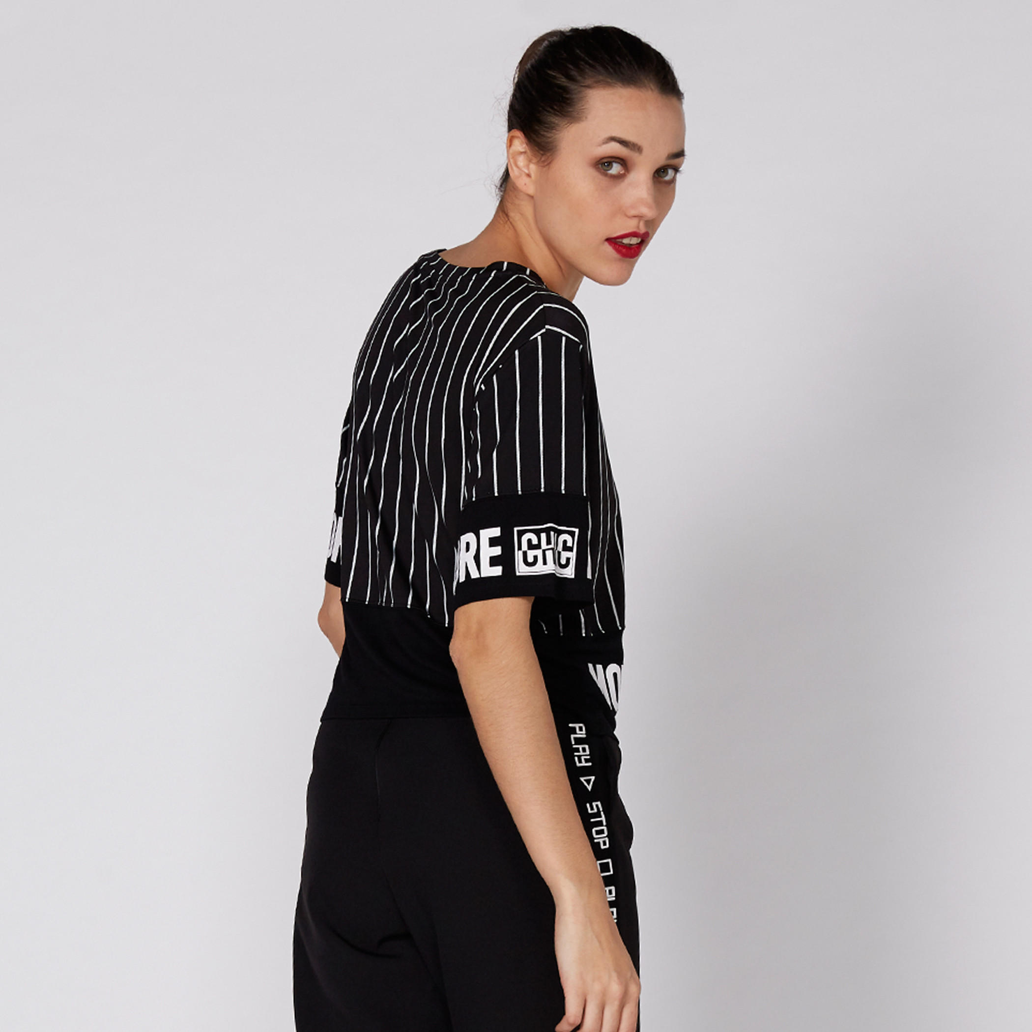 بنطال واسع الساقين بخصر مطّاطي-women-clothing-bottoms-trousers-image-4
