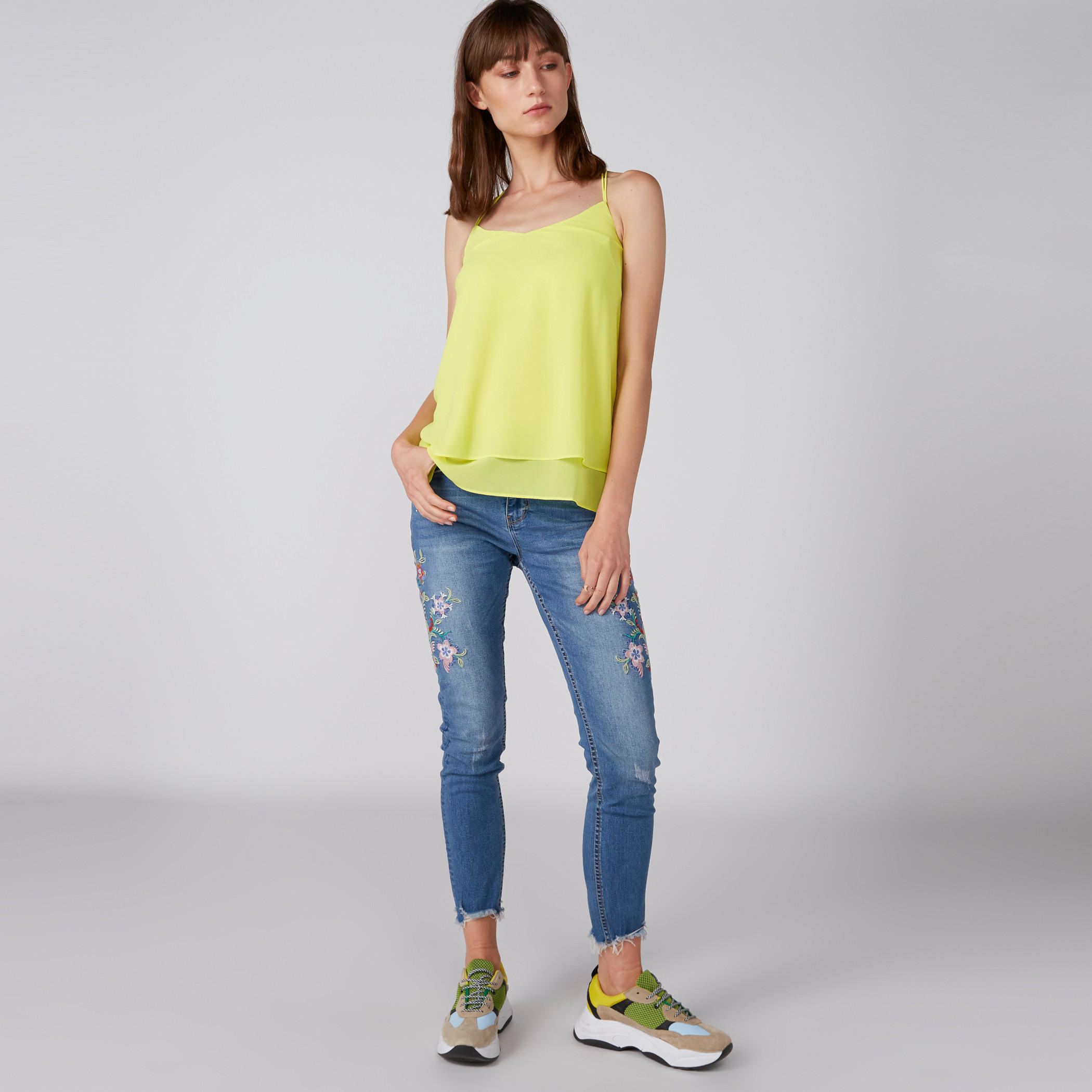 بلوزة متعددة الطبقات بياقة سويت هارت وحمالات رفيعة-women-clothing-shirtsandblouses-blouses-image-3