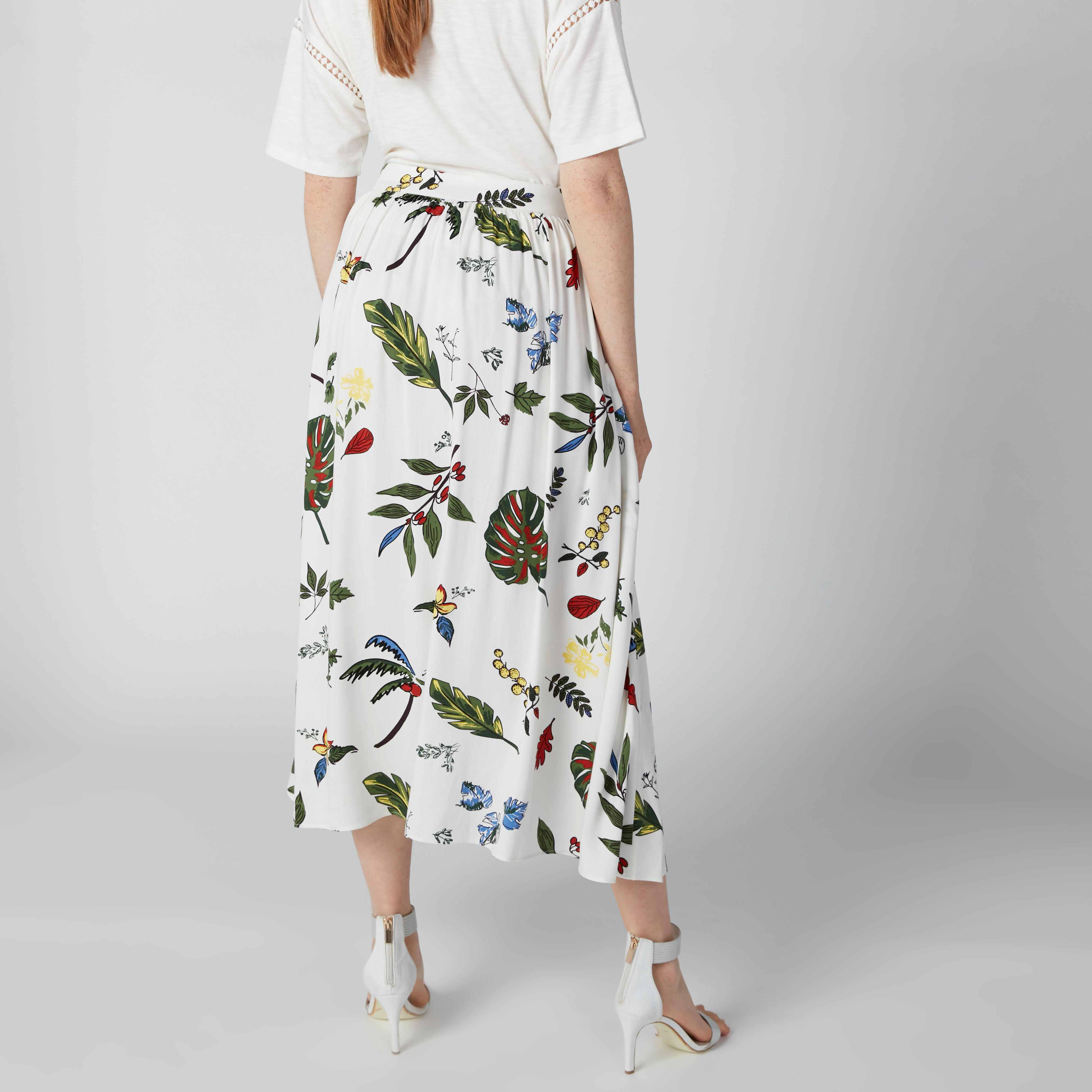 تنورة متوسطة الطول بزر إغلاق وطبعات زهرية-women-clothing-bottoms-skirts-image-4