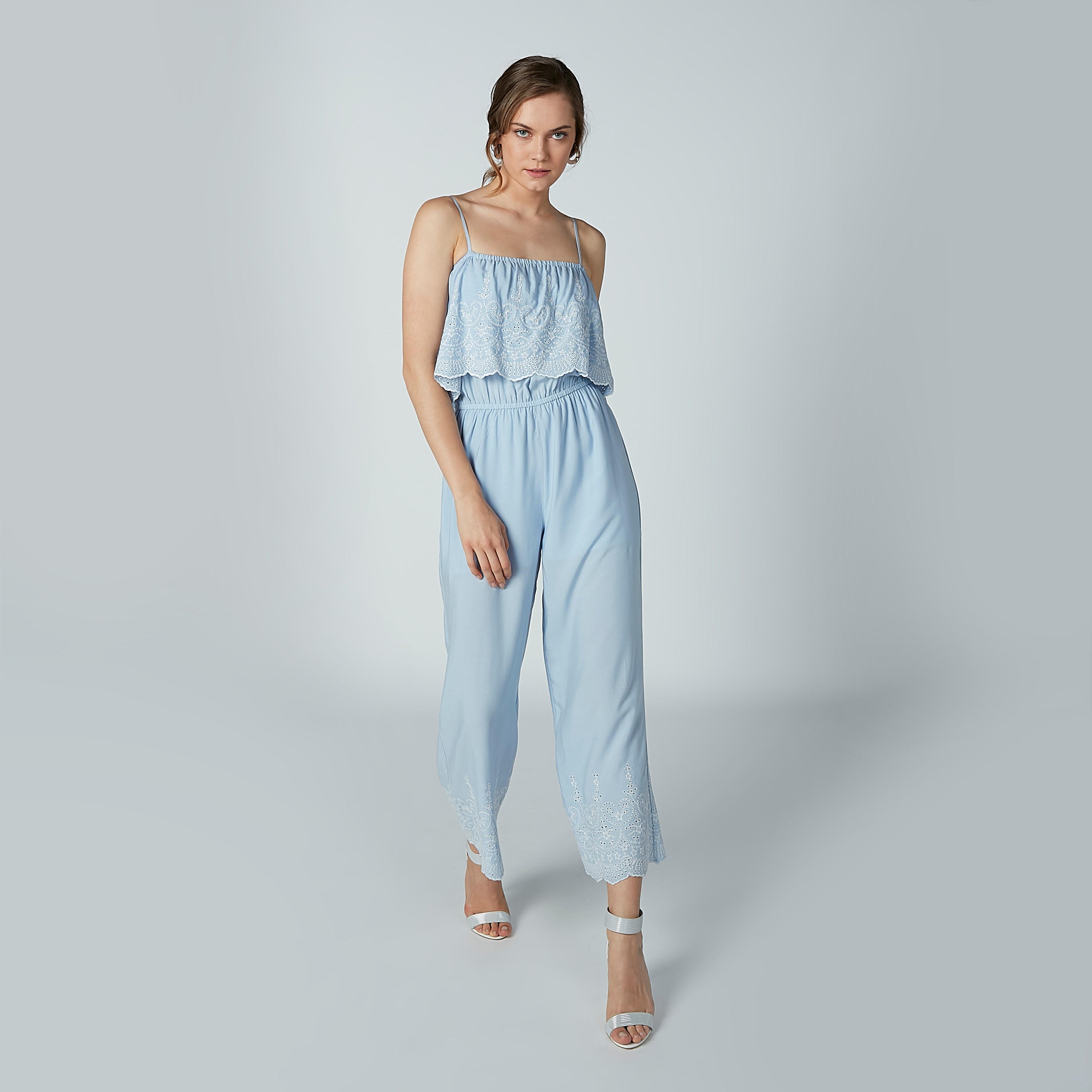 أفرول بحمّالات رفيعة وتفاصيل شيفلي-women-clothing-jumpsuits-image-1