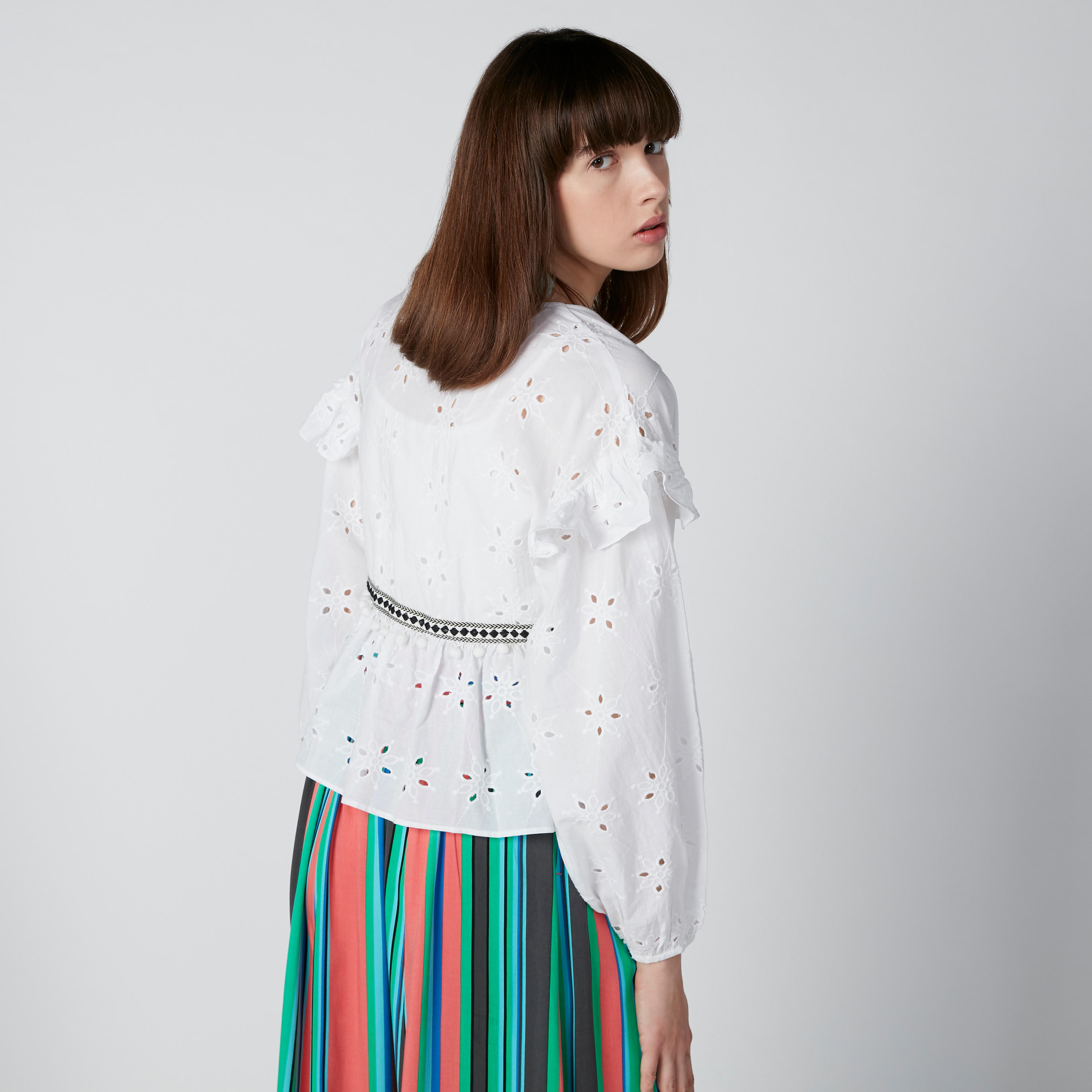 بلوزة بتفاصيل شيفلي ورباط-women-clothing-shirtsandblouses-blouses-image-2