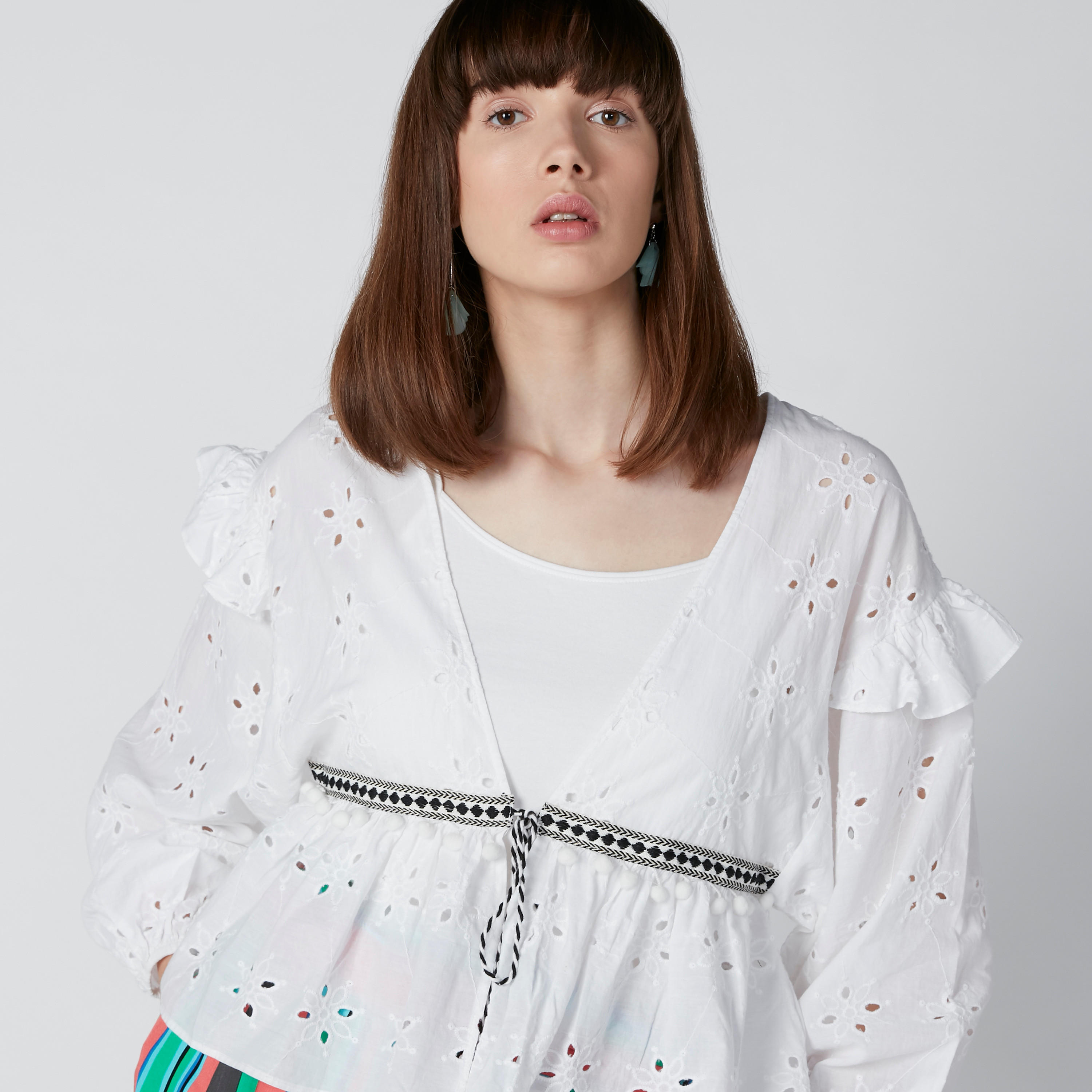 بلوزة بتفاصيل شيفلي ورباط-women-clothing-shirtsandblouses-blouses-image-5
