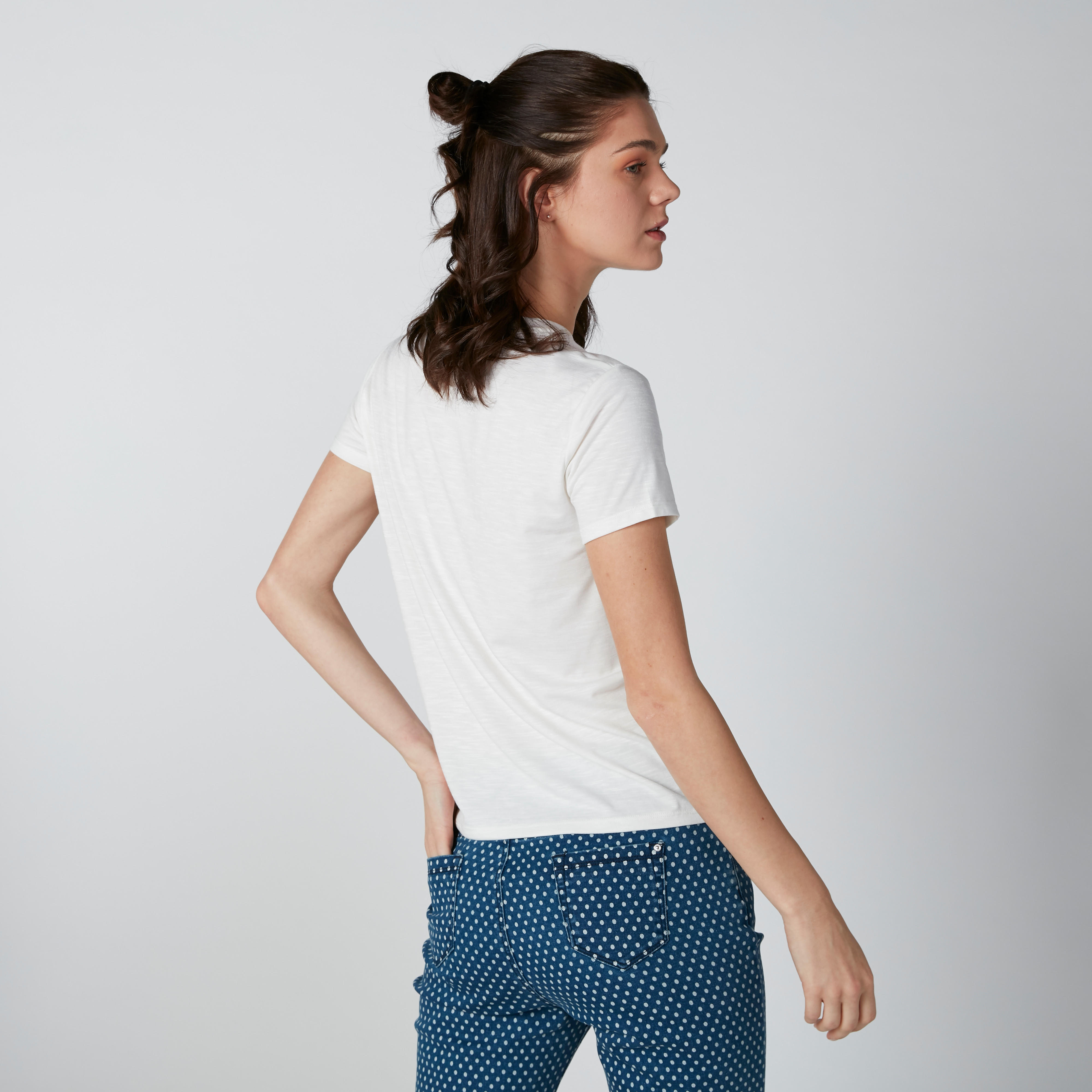 تيشيرت بقصّة عادية وأكمام قصيرة وطبعات-women-clothing-tshirts-image-2