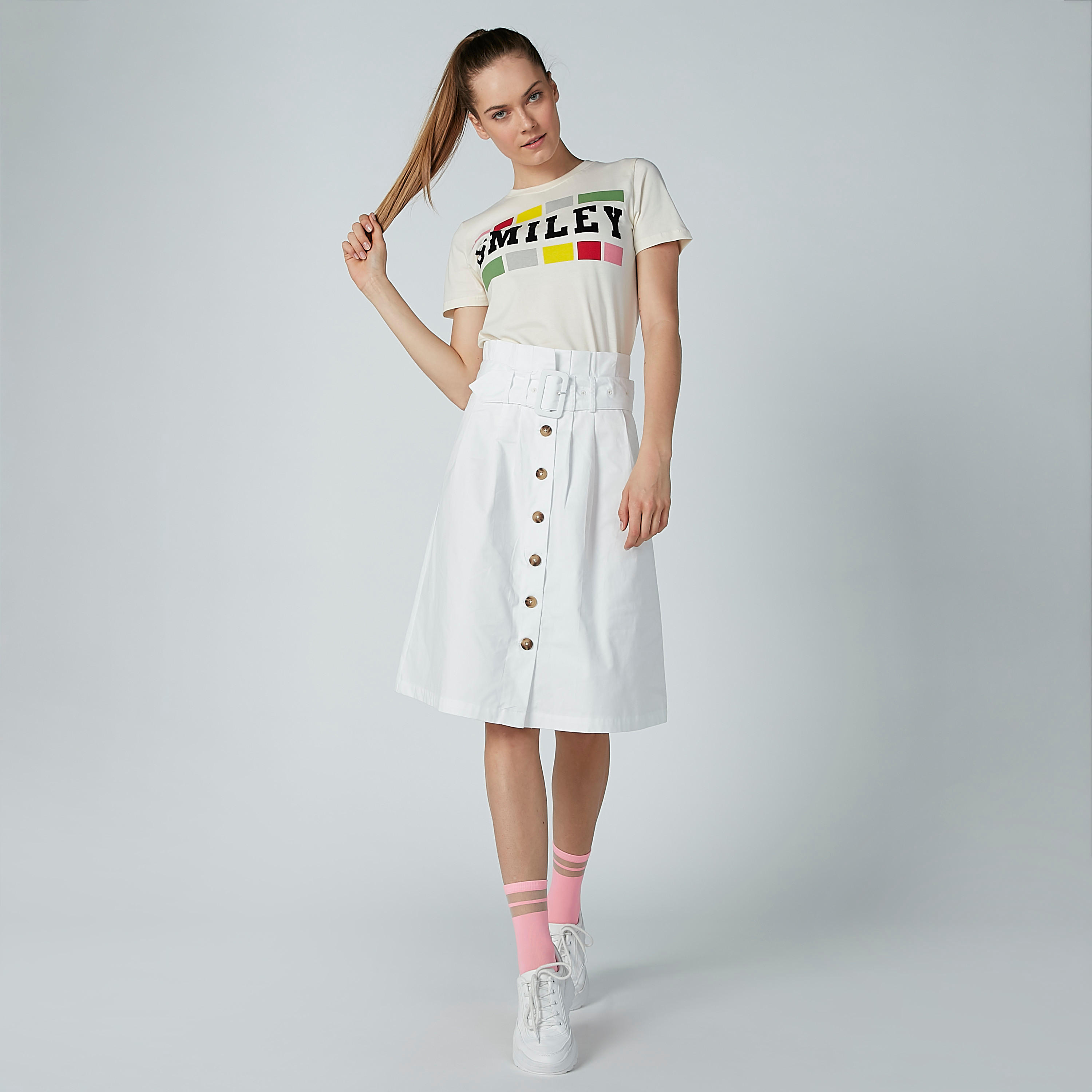 تنورة سادة إيه لاين متوسطة الطول بأزرار وخصر بيبرباج-women-clothing-bottoms-skirts-image-1
