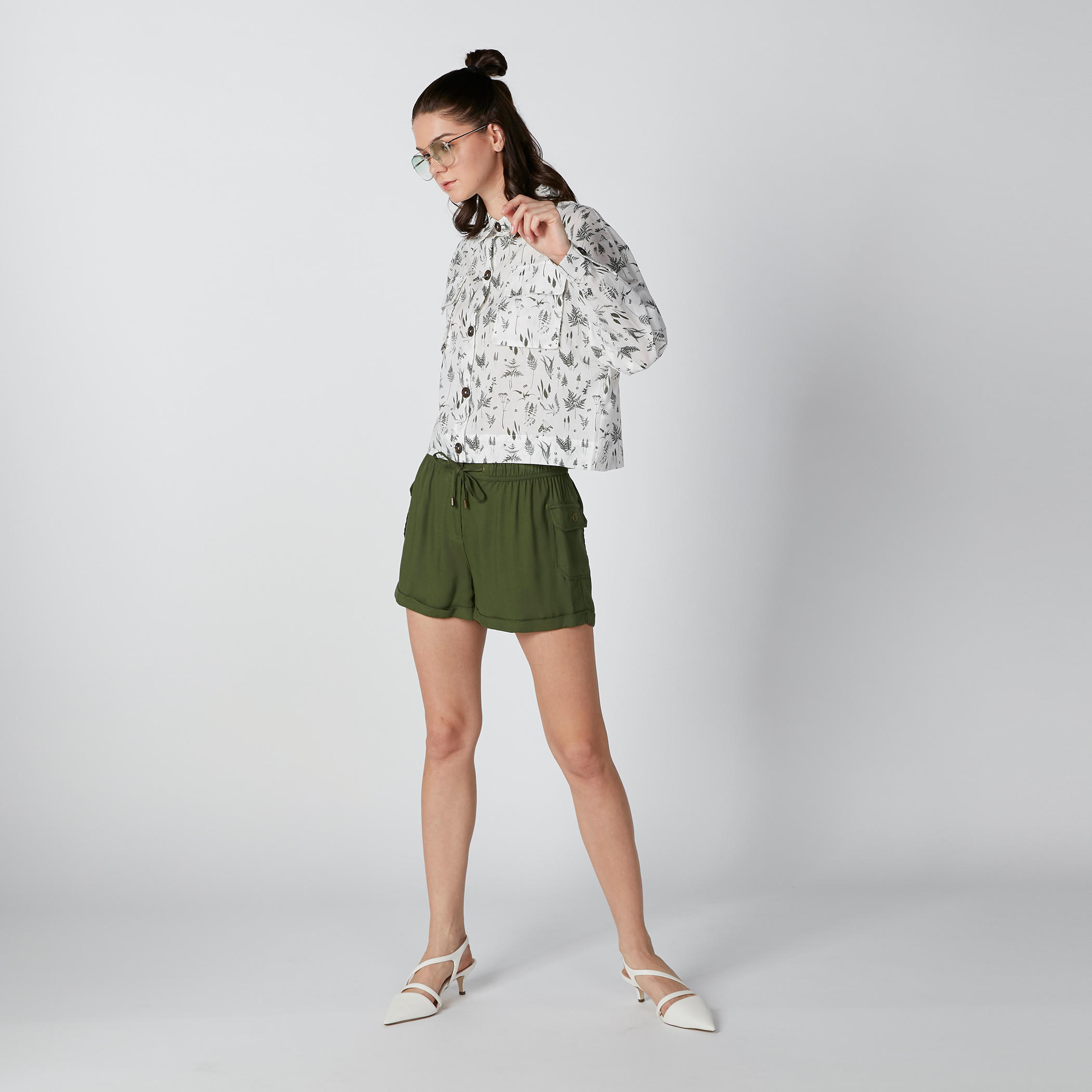 قميص بقصّة واسعة وأكمام طويلة وطبعات-women-clothing-shirtsandblouses-shirts-image-1