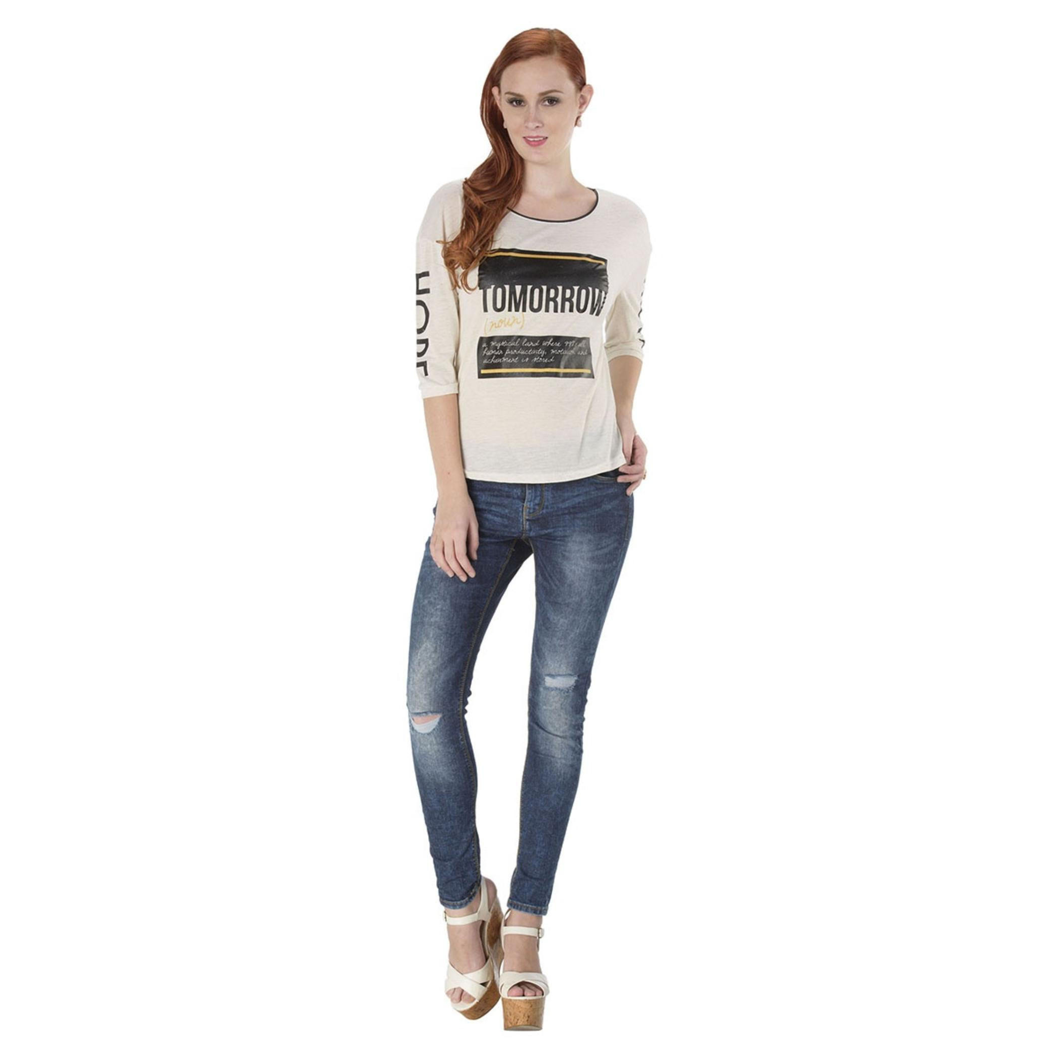 Printed Top-women-clothing-tshirts-image-1