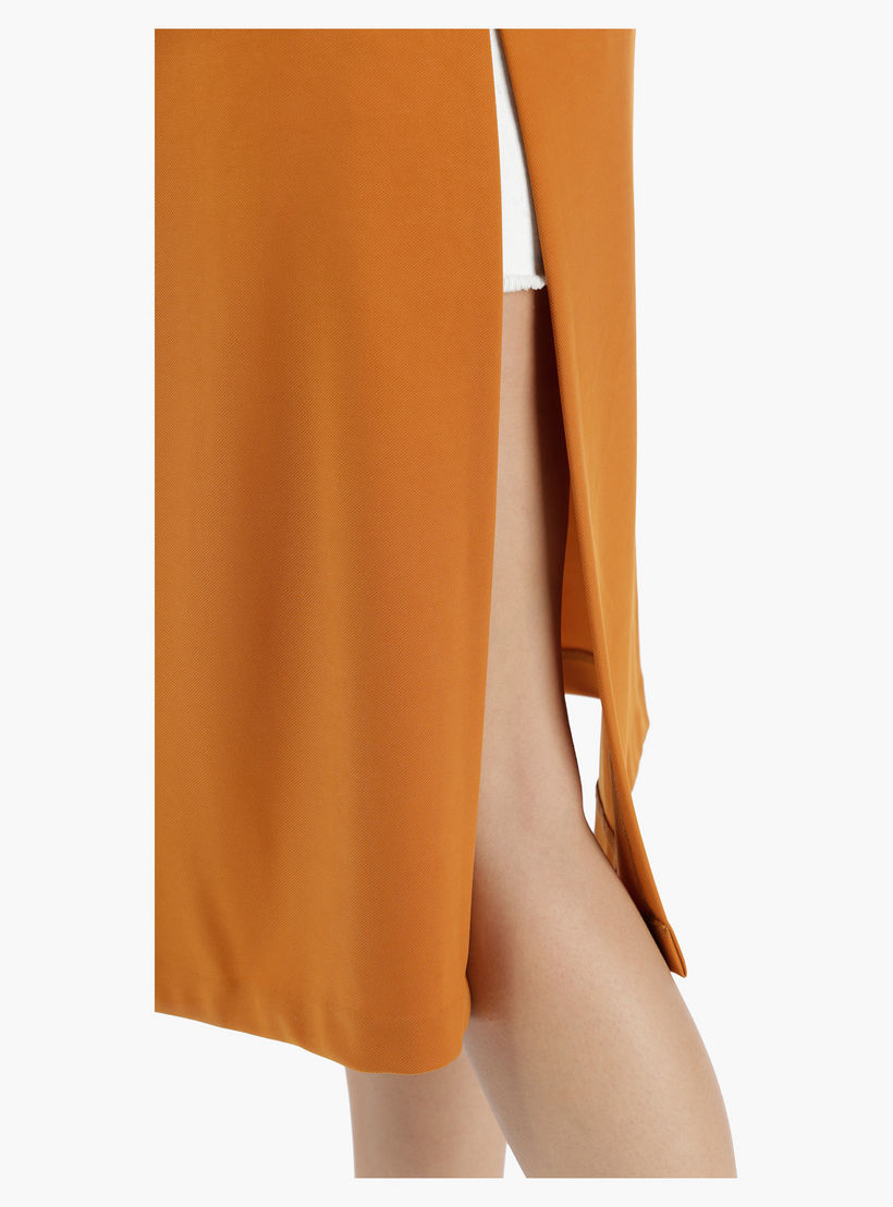 Sleeveless Long Jacket in Regular Fit-women-winterwear-coatsandjackets-jackets-image-4
