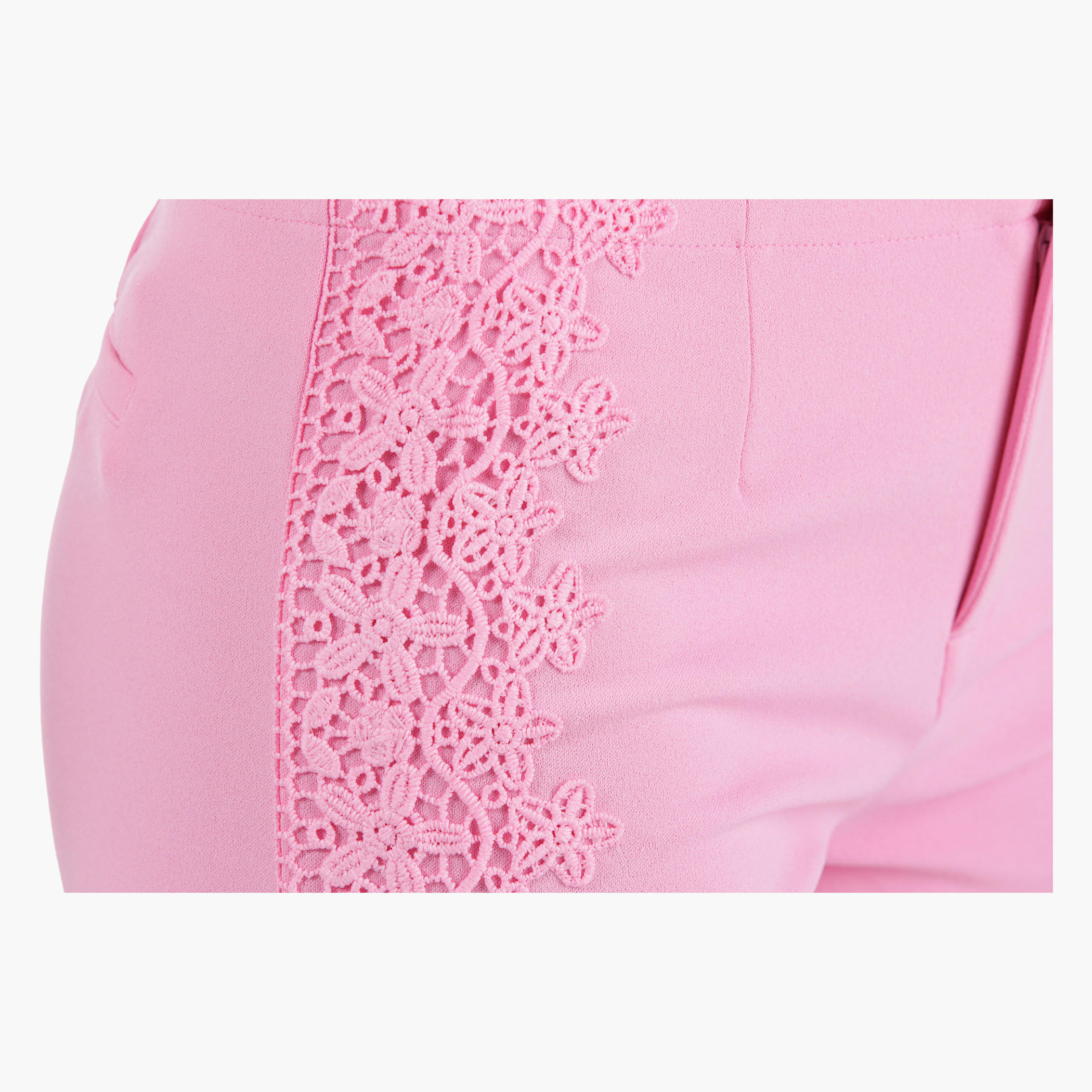 Shorts with Embroidered Details in Regular Fit-women-clothing-bottoms-shorts-image-4