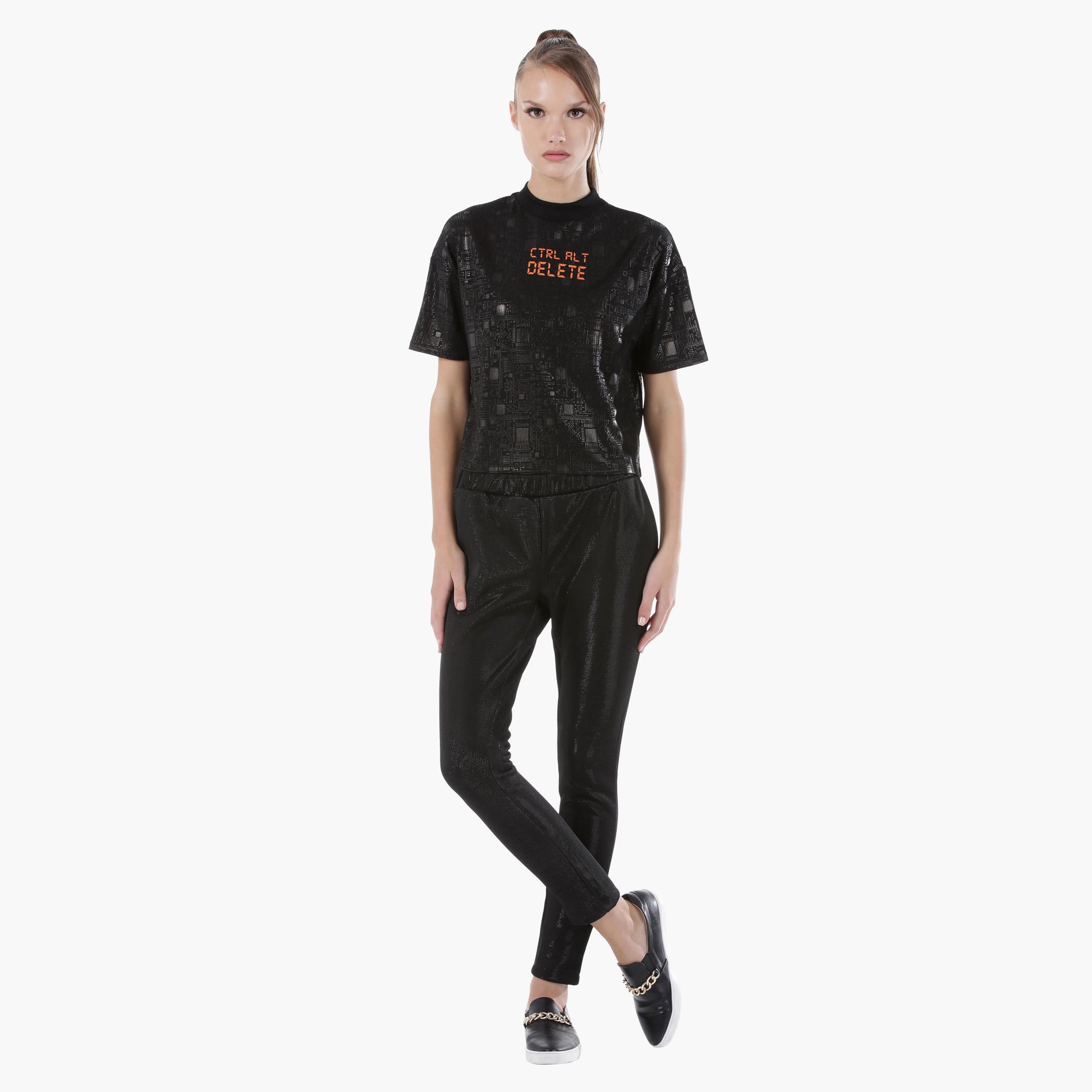 Boxy Printed Crop Top with Short Sleeves in Regular Fit-women-clothing-tshirts-image-5