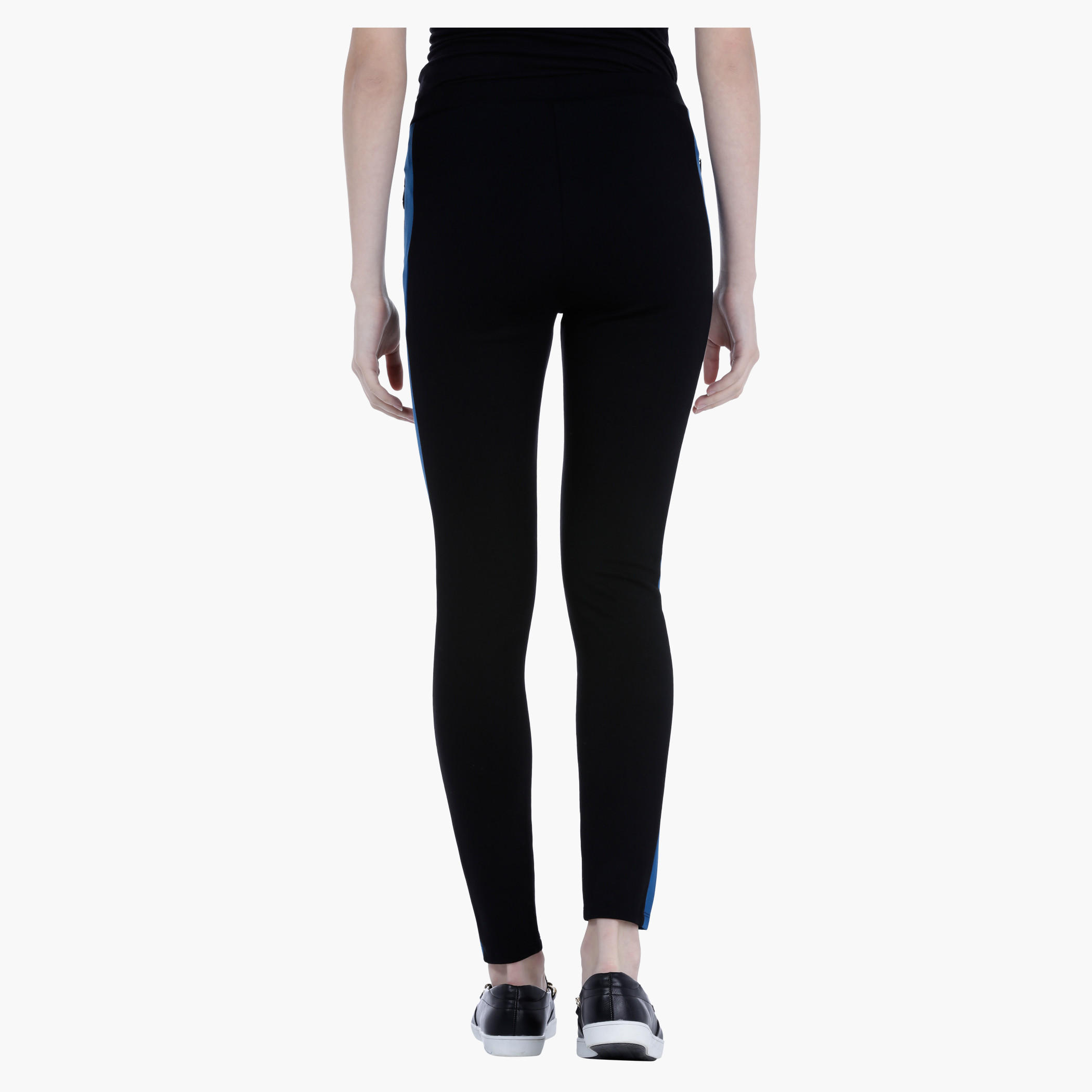 Colour-Blocked Leggings in Regular Fit-women-clothing-bottoms-leggings-image-2