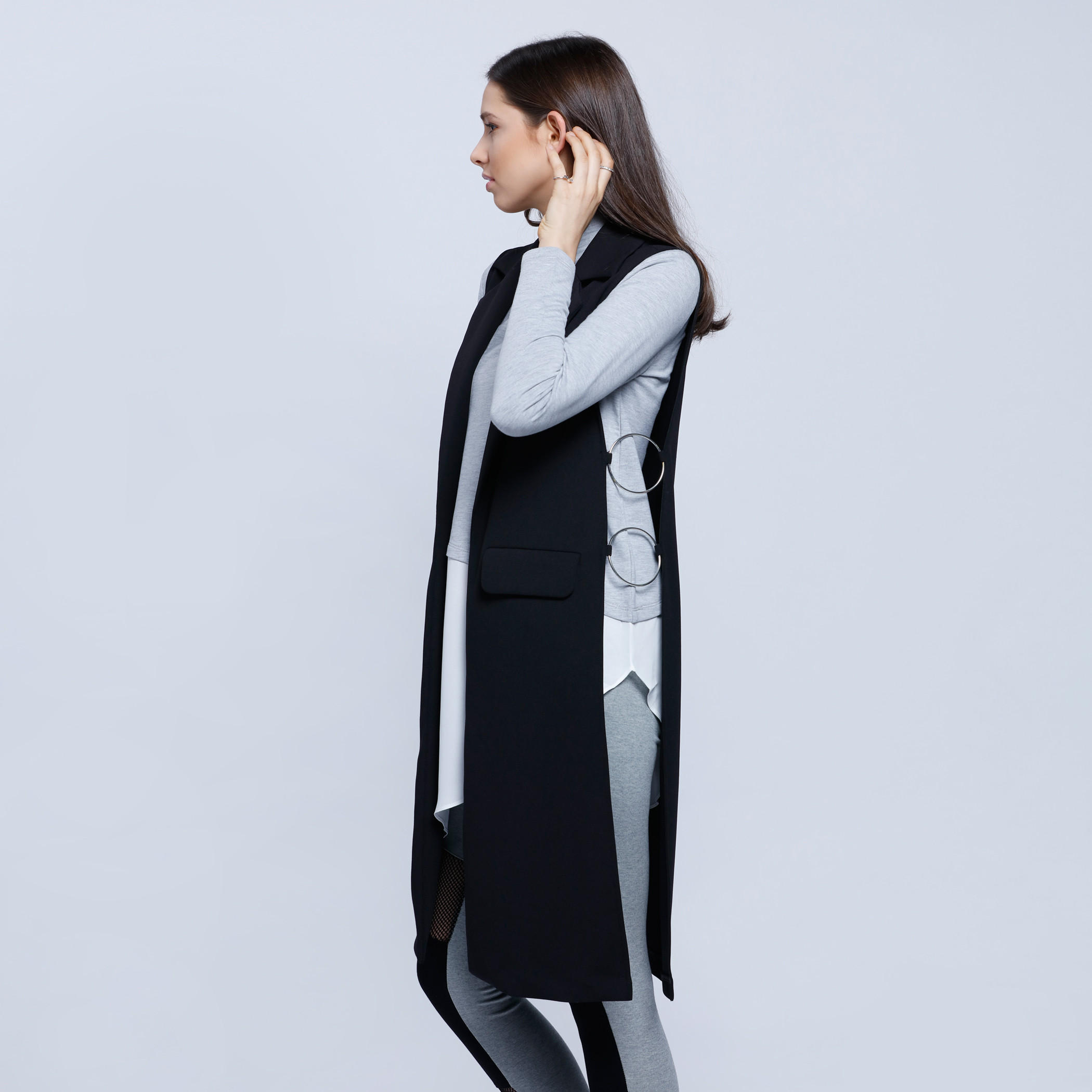 Sleeveless Longline Blazer with Notch Collar and Patch Pockets-women-winterwear-coatsandjackets-jackets-image-3
