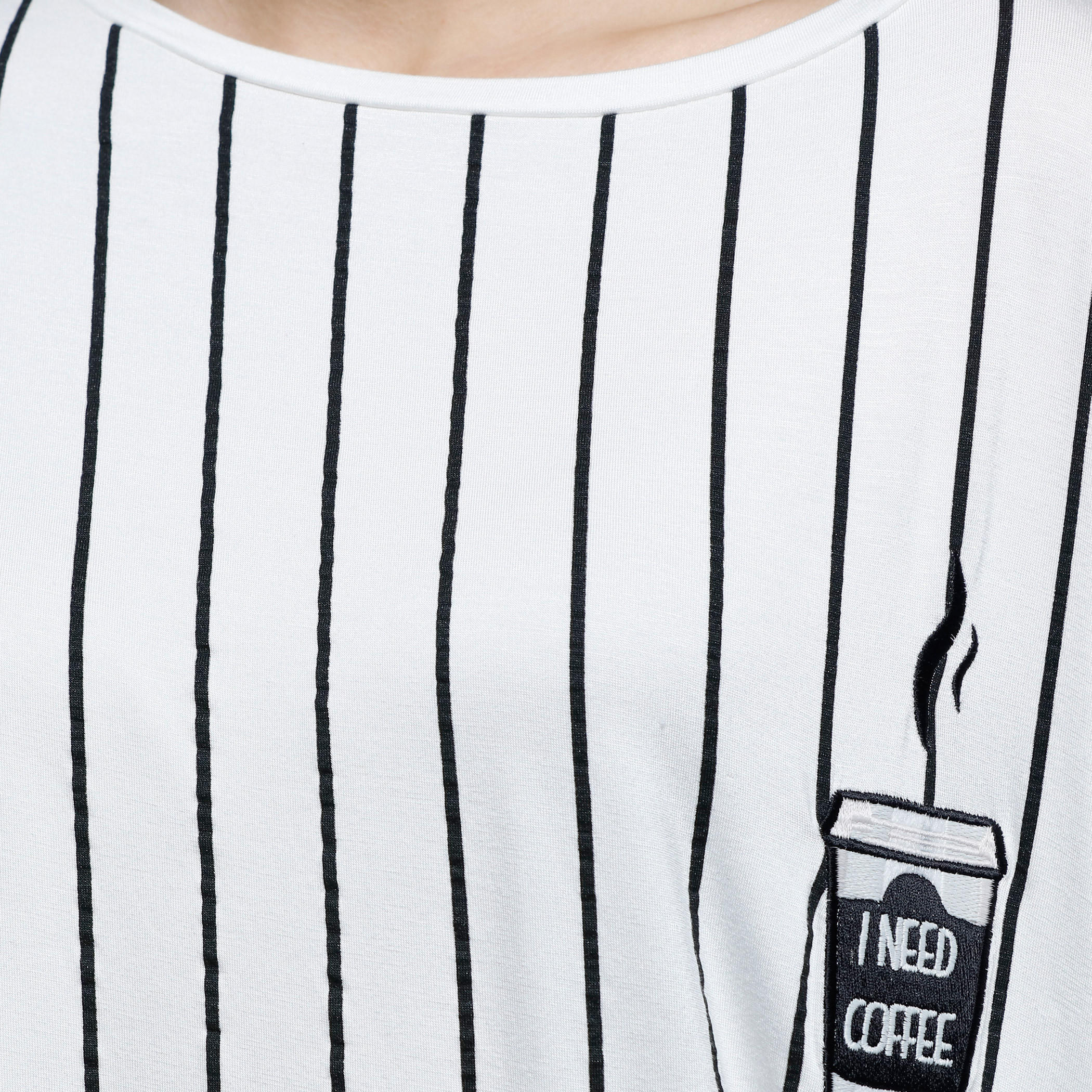Printed Short Sleeves Bossy Top-women-clothing-shirtsandblouses-blouses-image-4