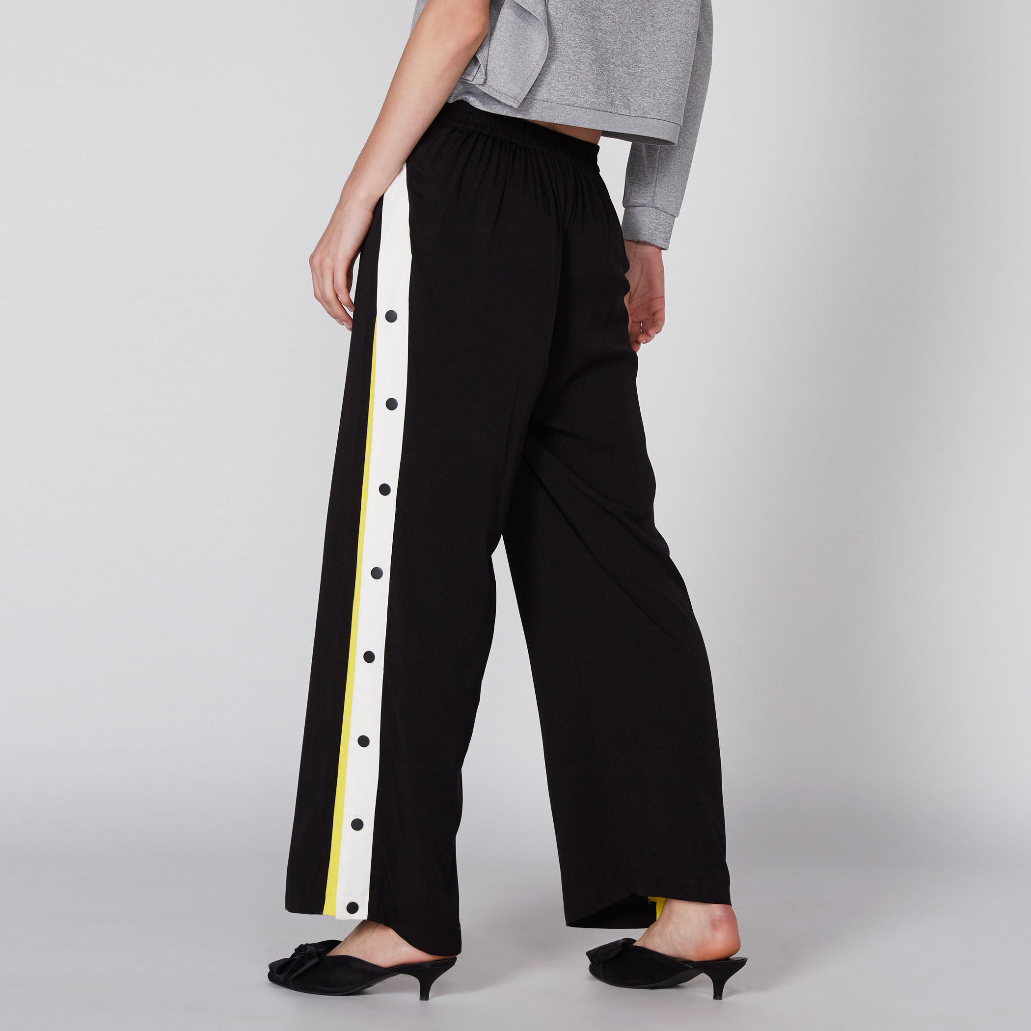 بنطال رياضي طويل بخصر مطّاطي بجانب مغاير-women-clothing-bottoms-trousers-image-4