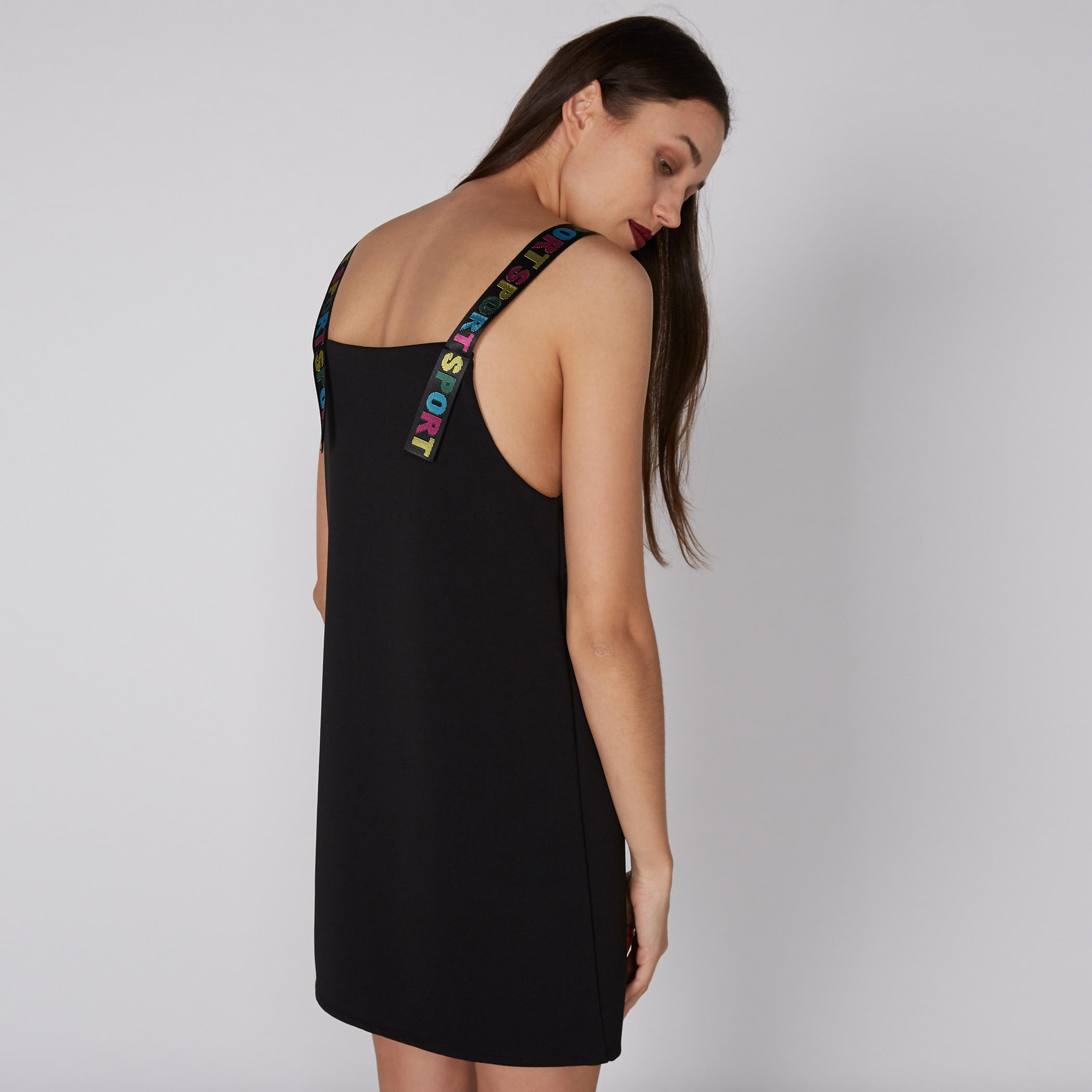 فستان قصير ياقة V بحمّالات متباينة-women-clothing-dresses-image-3