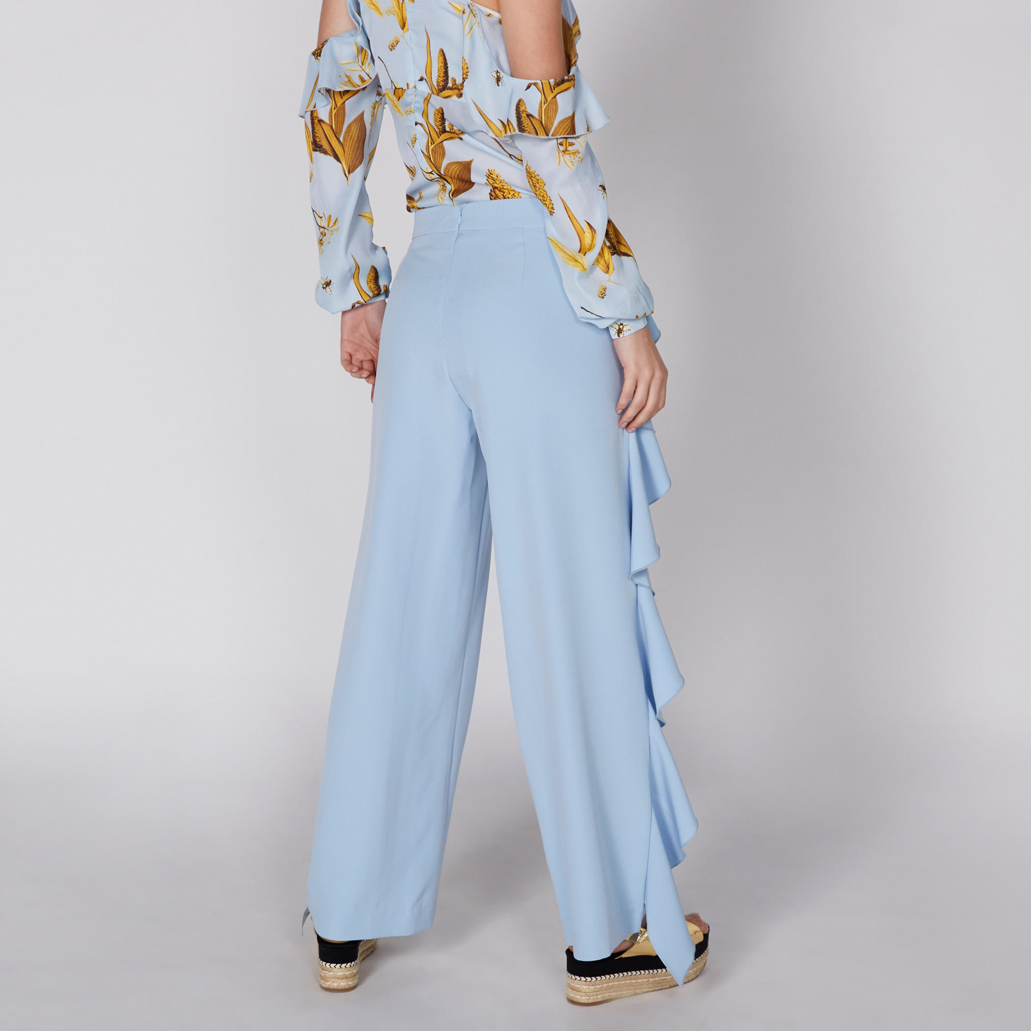 بنطال طويل بخصر مطّاطي وتفاصيل كشكش-women-clothing-bottoms-trousers-image-4