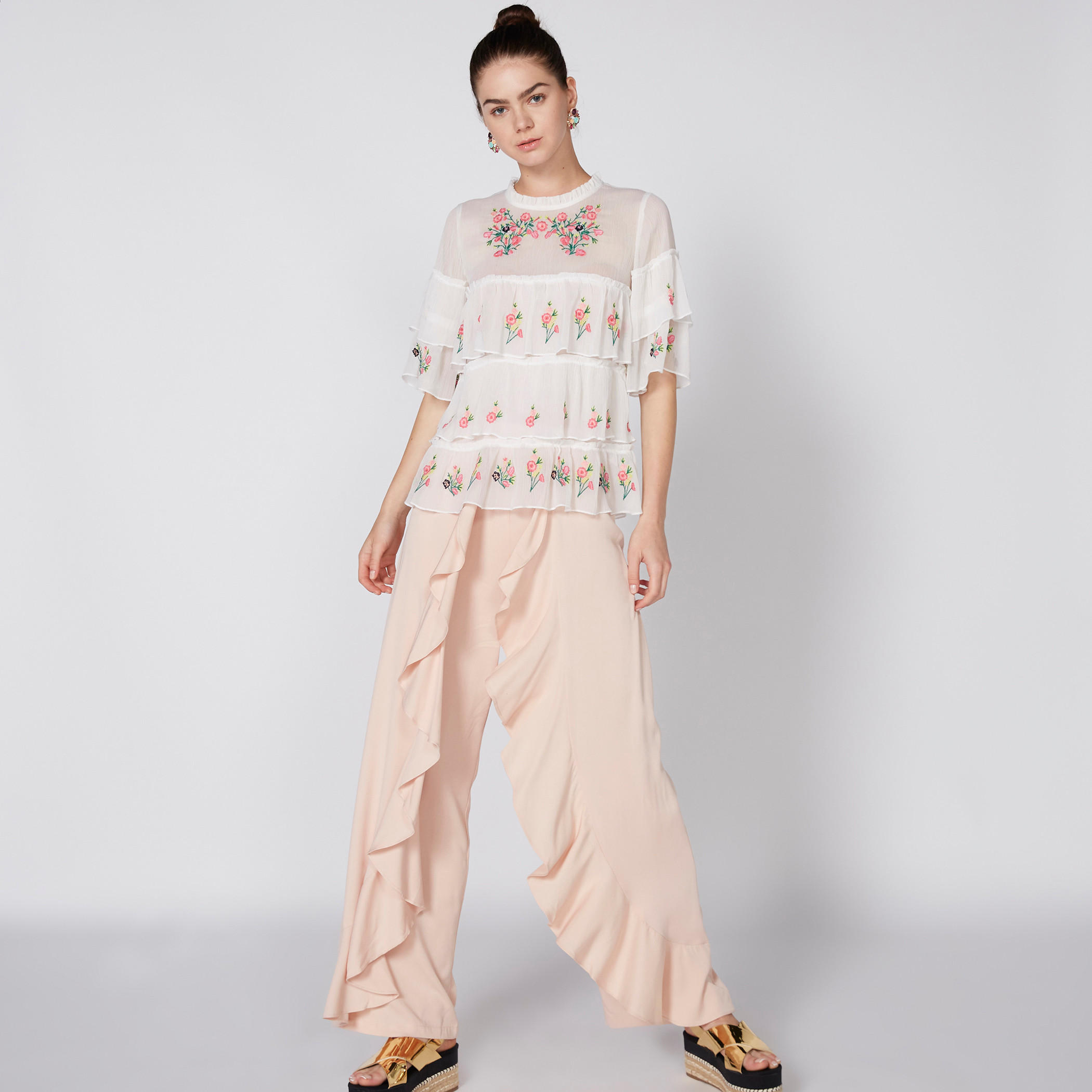 بنطال بالازو طويل بخصر مطاطي وتفاصيل كشكش-women-clothing-bottoms-trousers-image-1