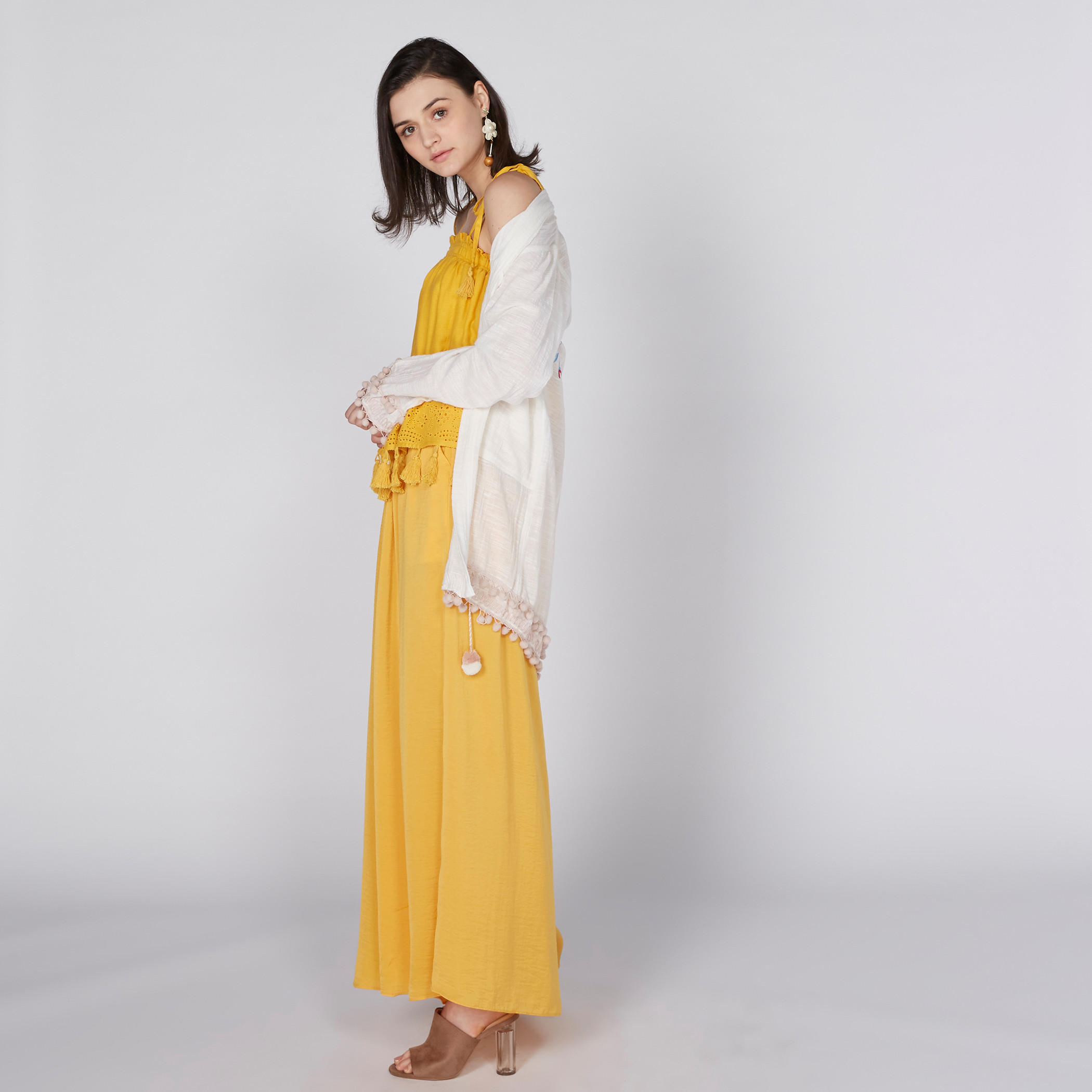 بلوزة بتفاصيل شيفلي ورباط إغلاق-women-clothing-shirtsandblouses-blouses-image-4