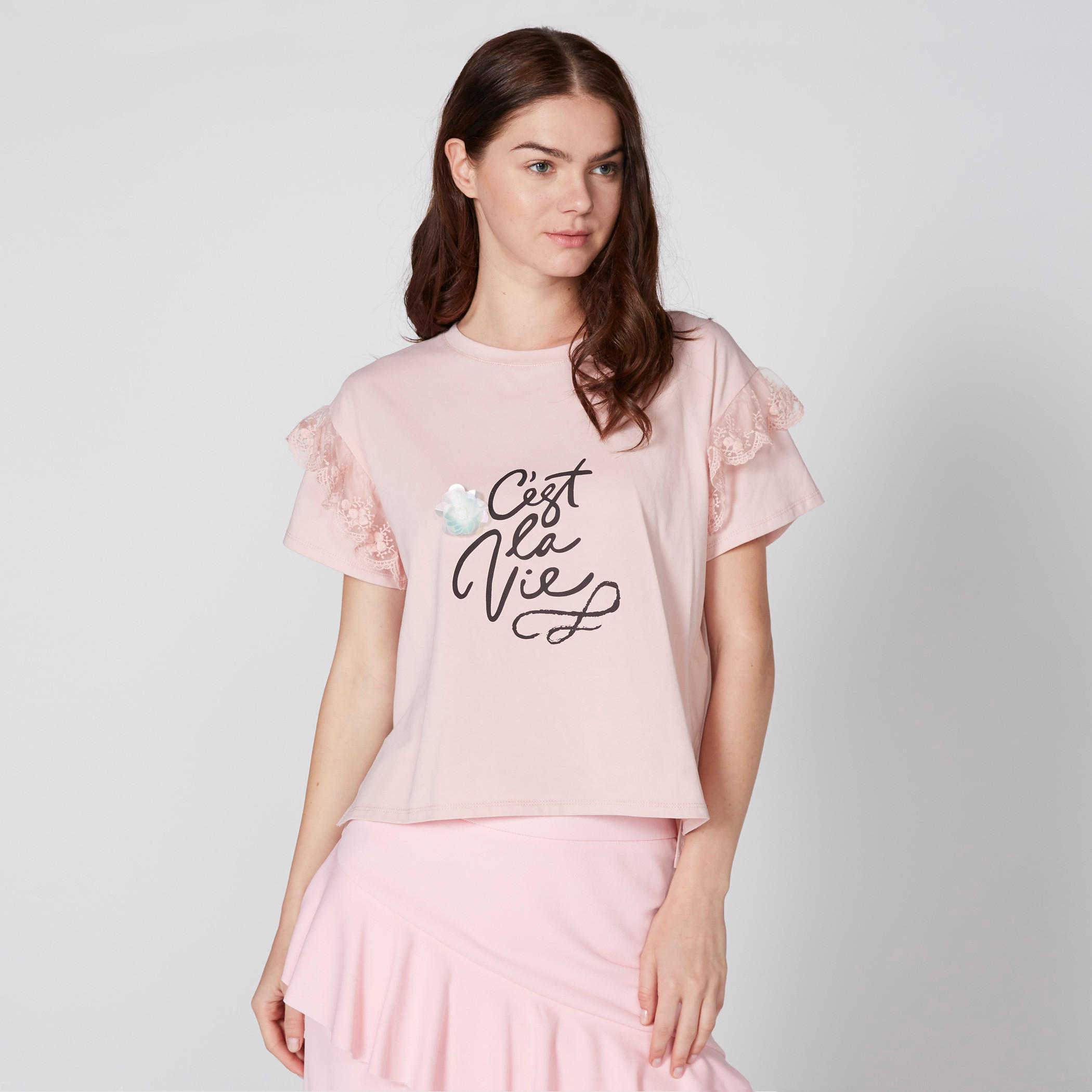 بلوزة بياقة مستديرة وتفاصيل دانتيل وطبعات-women-clothing-shirtsandblouses-blouses-image-1