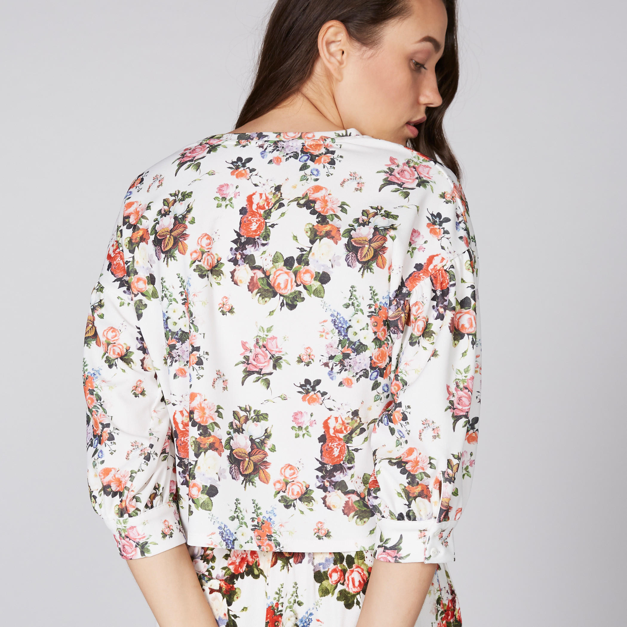 Printed Crop Top with Round Neck and 3/4 Sleeves-women-clothing-shirtsandblouses-blouses-image-4