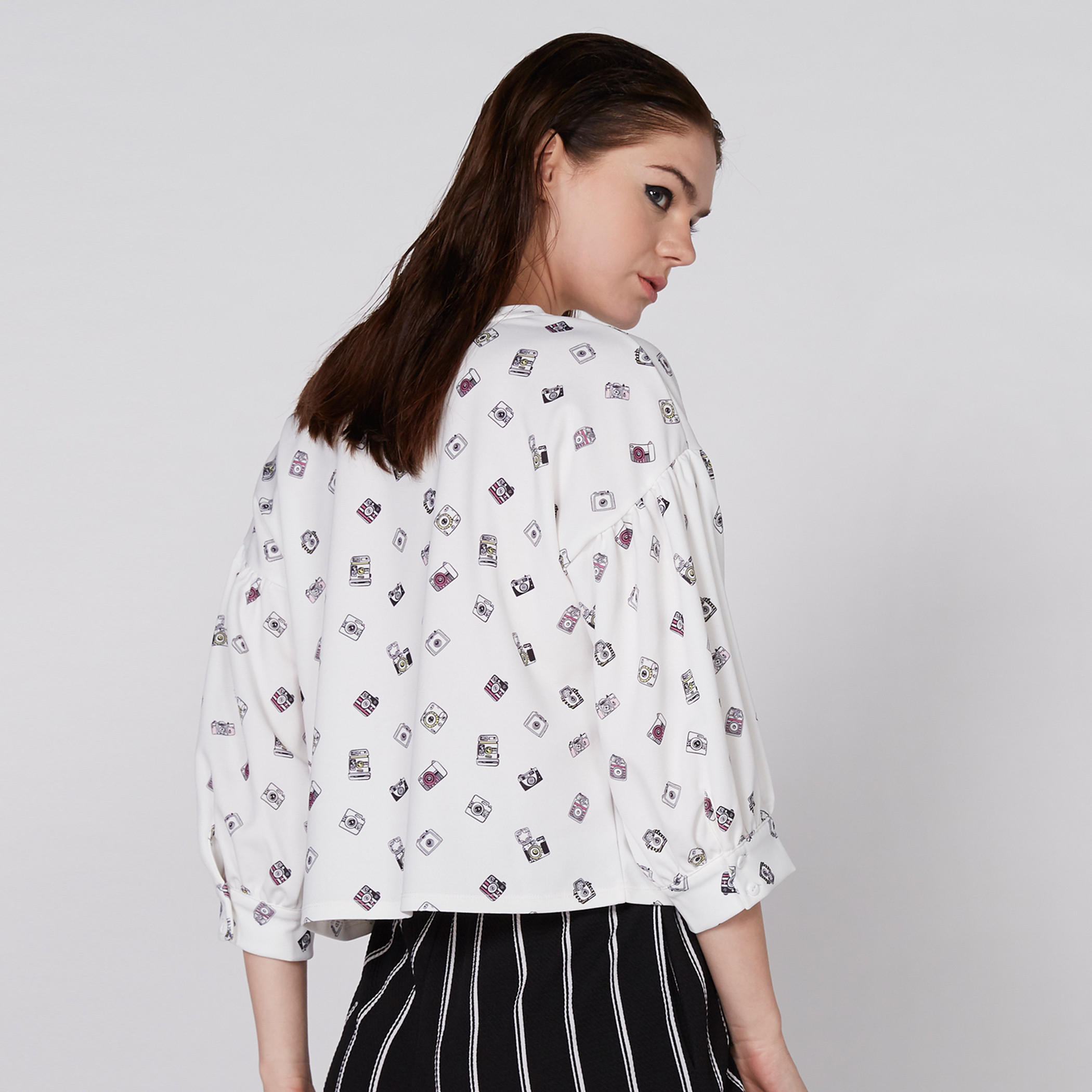 بلوزة بياقة قارب وأكمام 3/4 وطبعات-women-clothing-shirtsandblouses-blouses-image-4