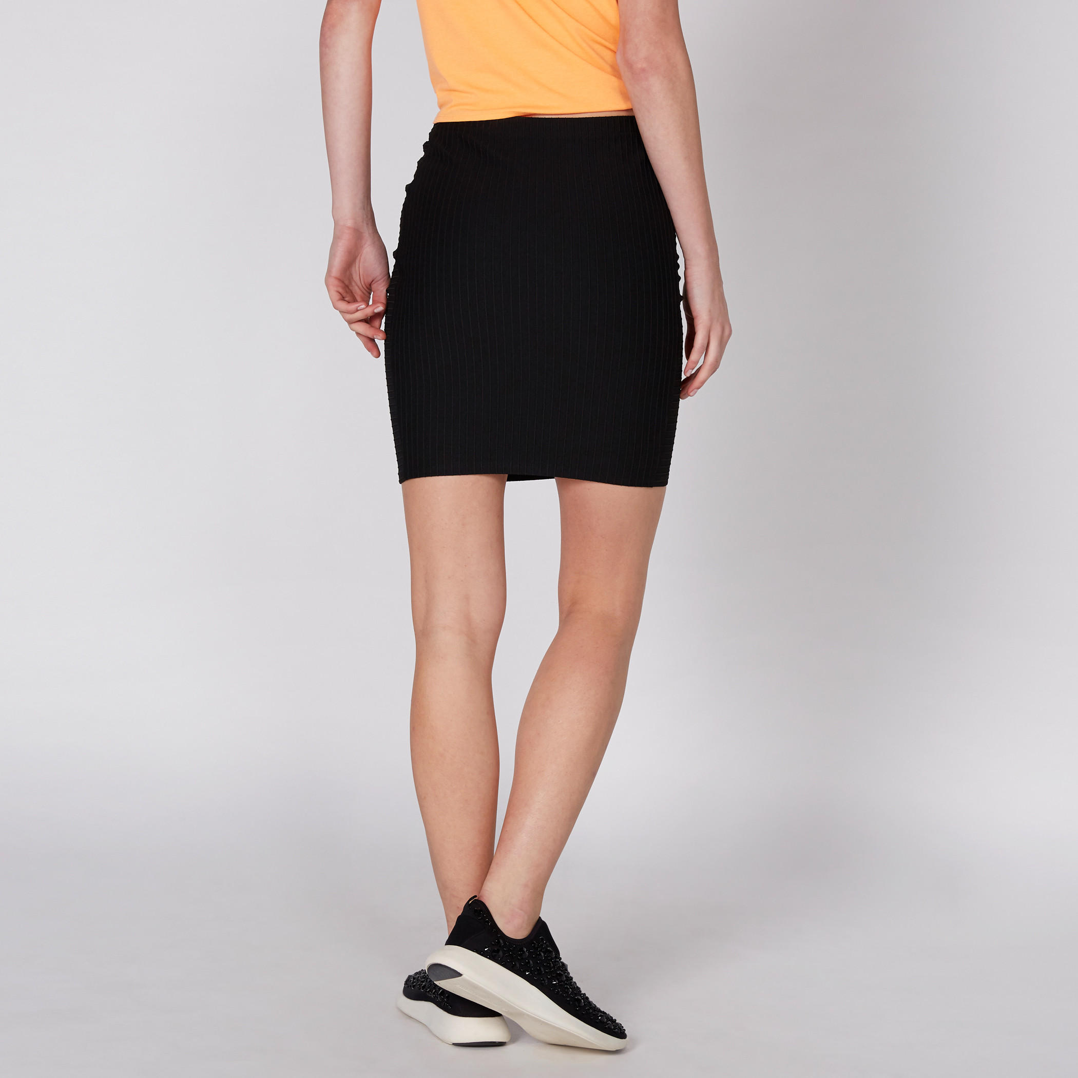 تنورة مضلّعة بخصر مطّاطي-women-clothing-bottoms-skirts-image-5