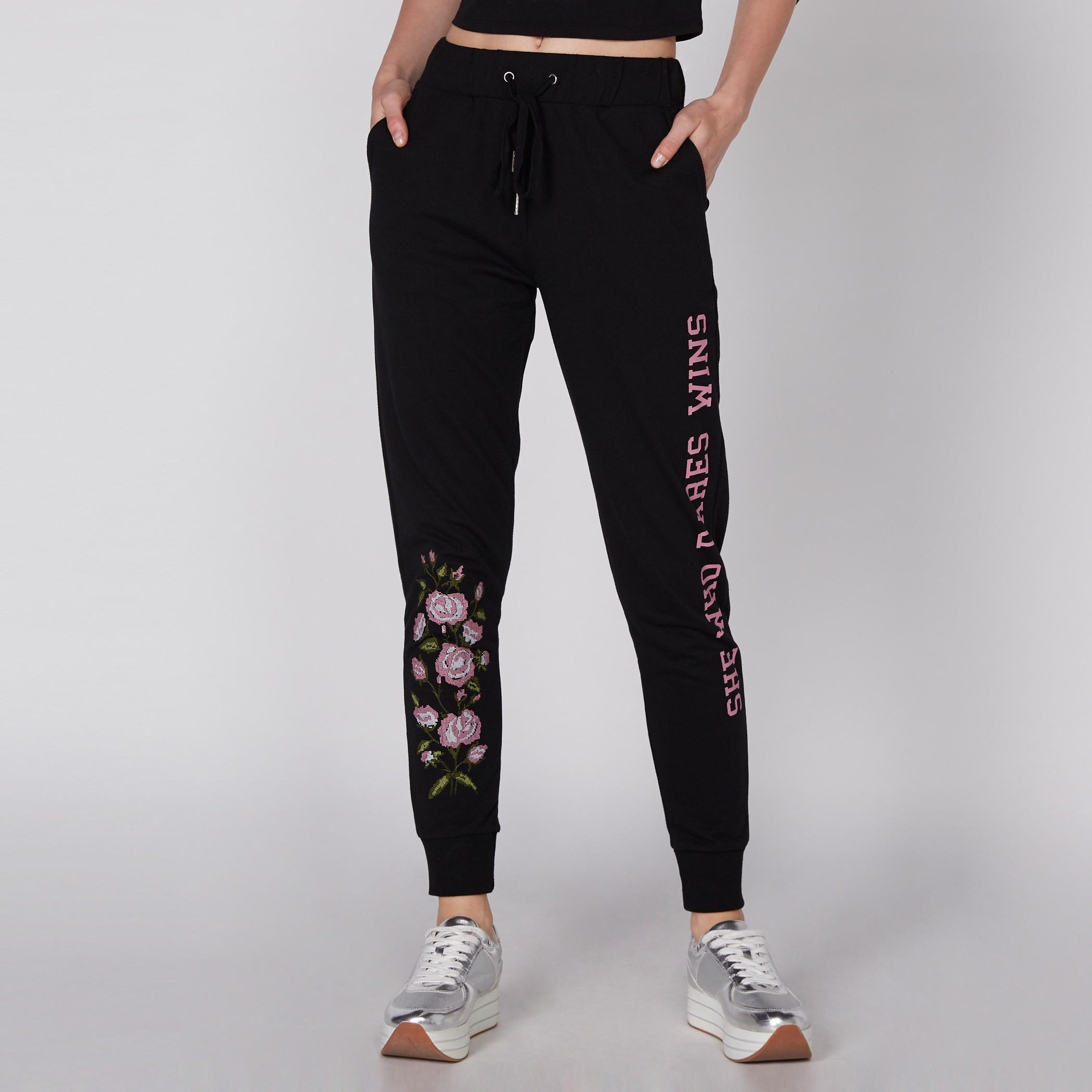 بنطال رياضي طويل بخصر مطّاطي وطبعات-women-clothing-bottoms-joggers-image-1