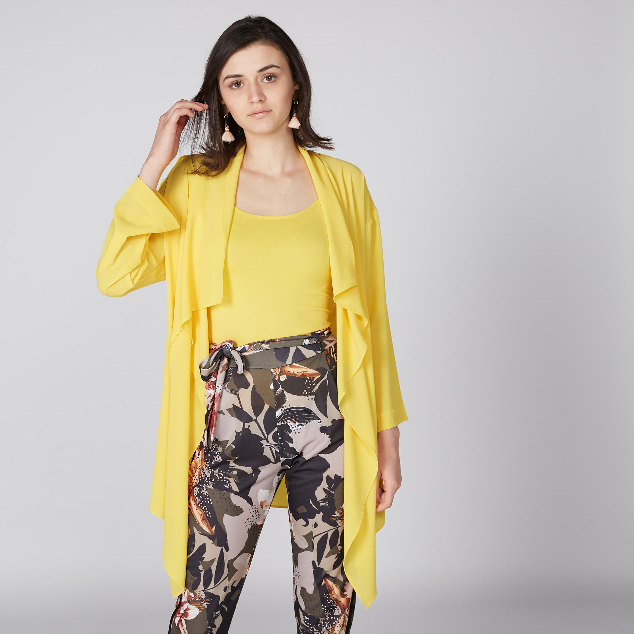 سترة طويلة مفتوحة من الأمام بأكمام طويلة-women-winterwear-coatsandjackets-jackets-image-1