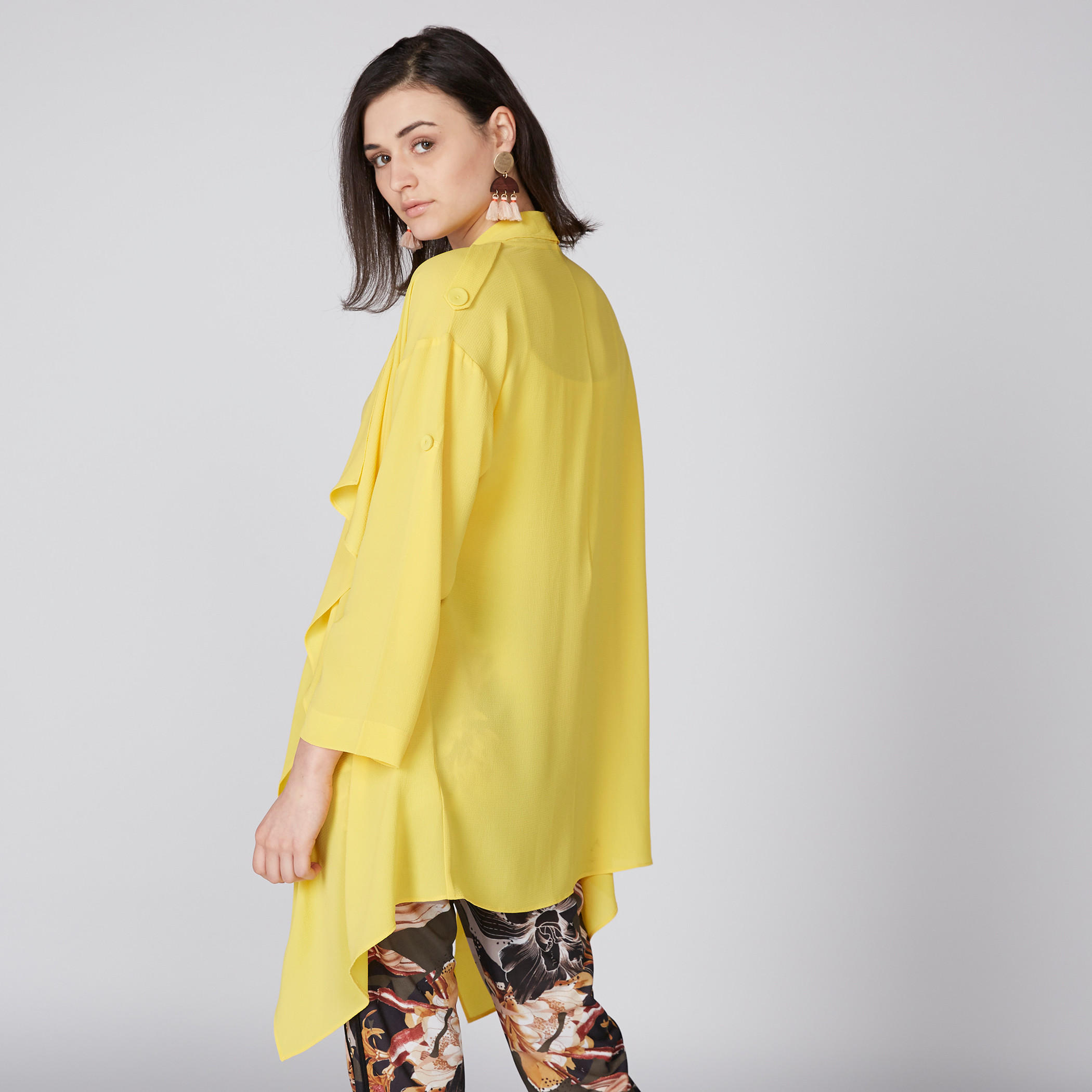 سترة طويلة مفتوحة من الأمام بأكمام طويلة-women-winterwear-coatsandjackets-jackets-image-3