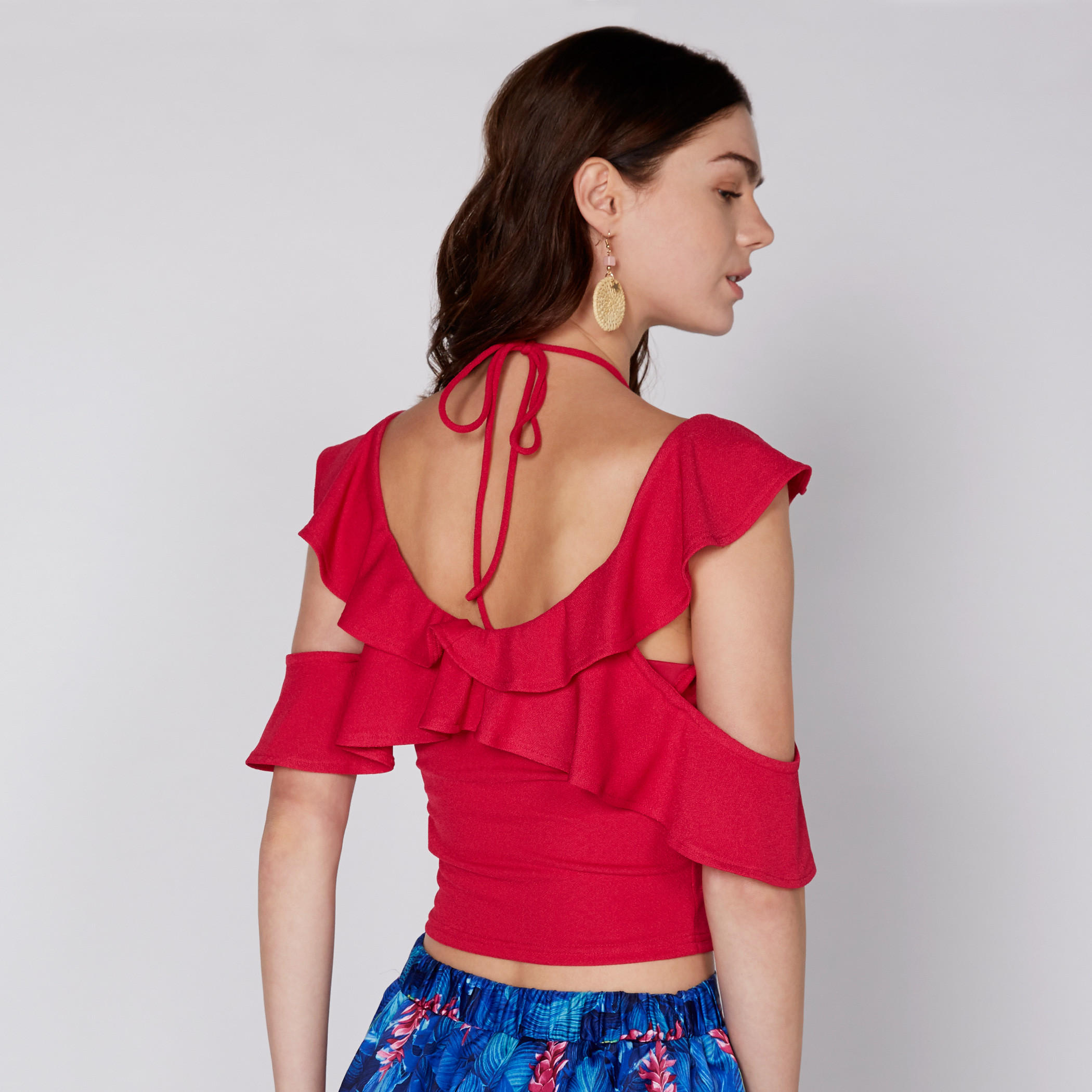 بلوزة قصيرة بتفاصيل رباط وكشكش-women-clothing-shirtsandblouses-blouses-image-5