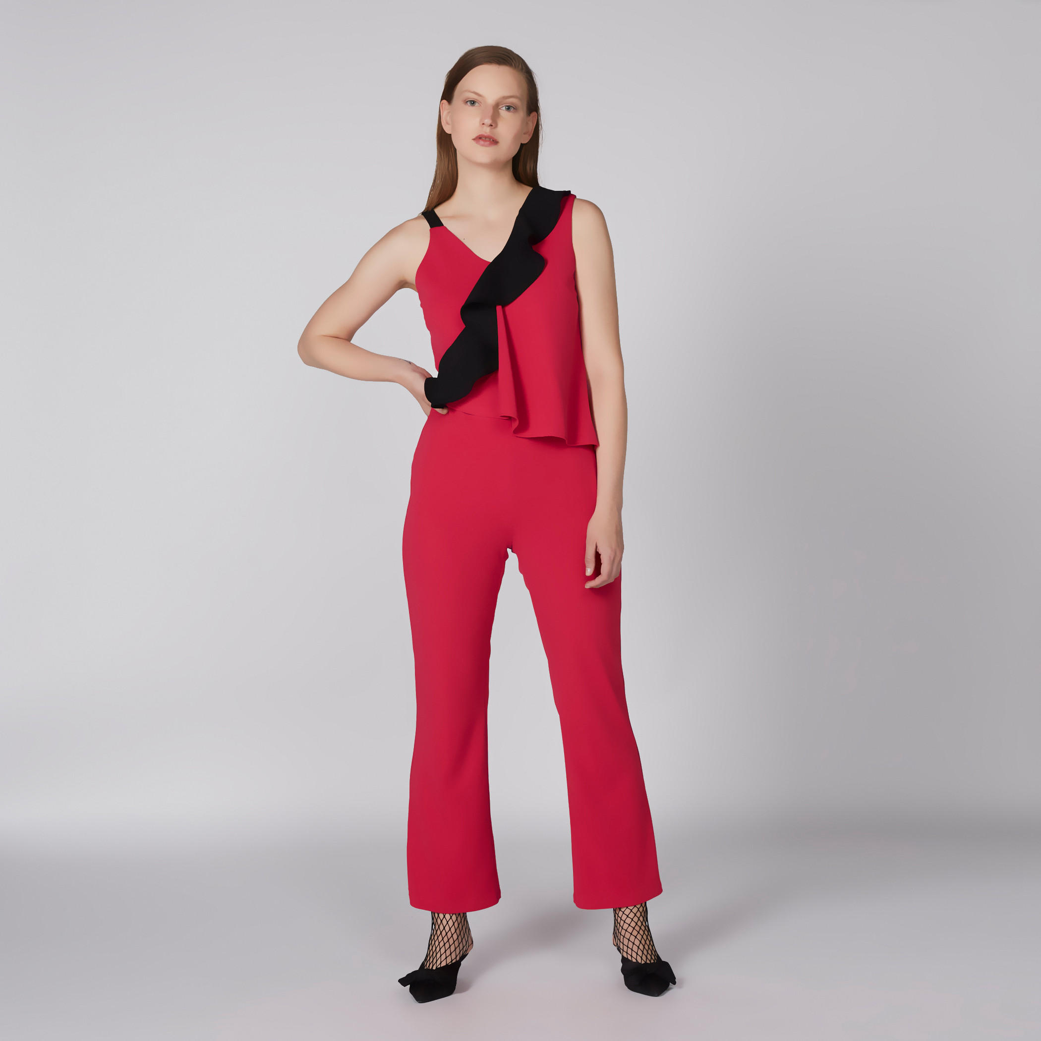 أفرول دون أكمام بتفاصيل كشكش متباينة-women-clothing-jumpsuits-image-3