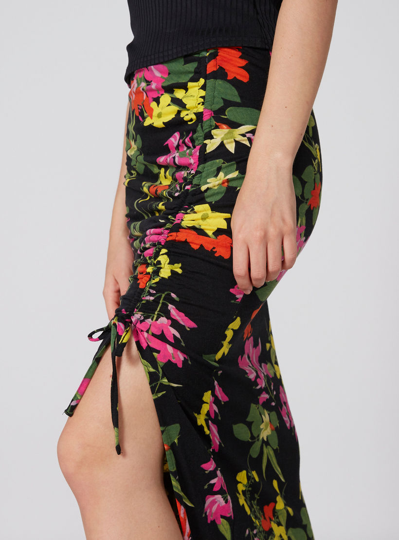 تنورة طويلة بفتحة جانبية ودرزات وطبعات-women-clothing-bottoms-skirts-image-4