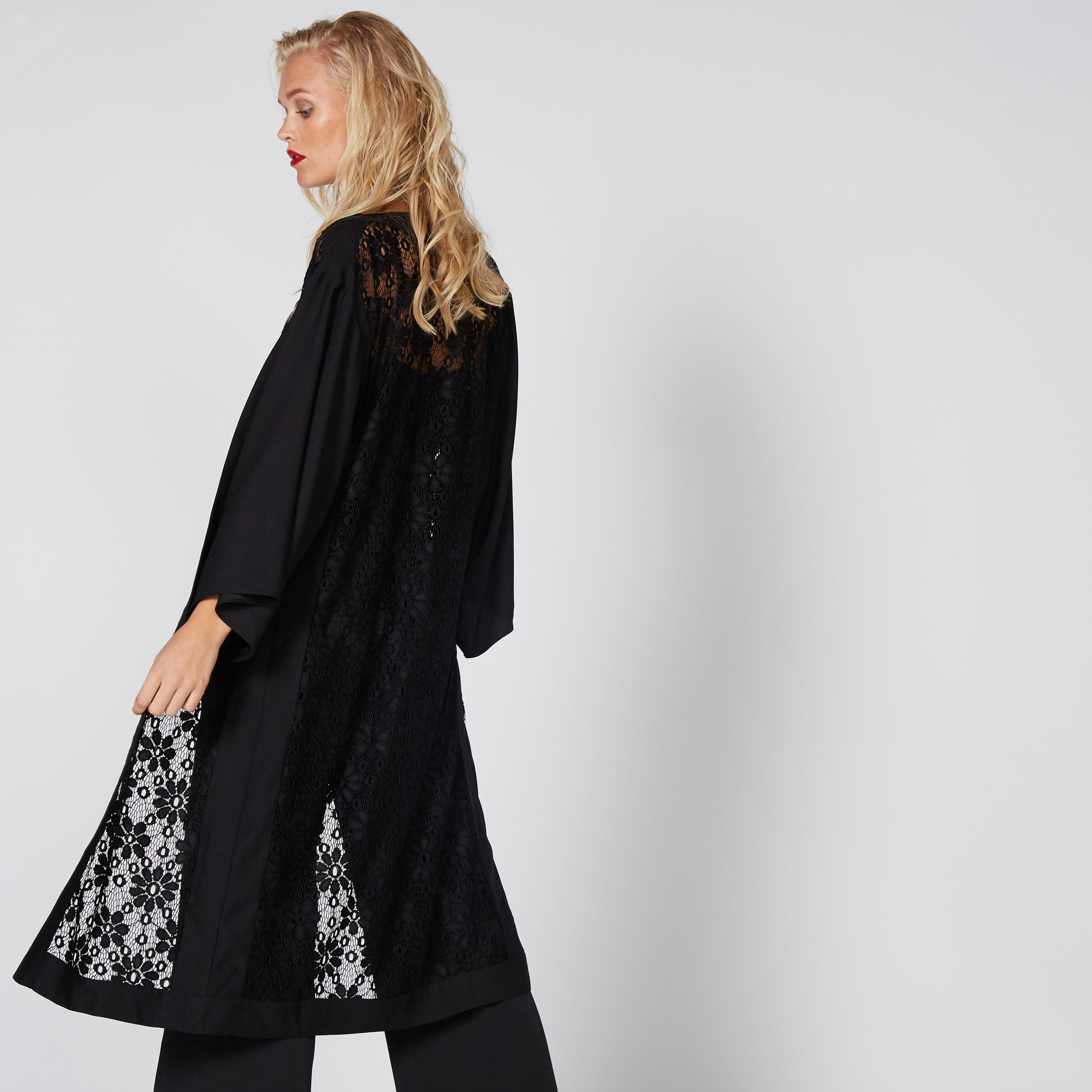 سترة مفتوحة من الأمام بأكمام طويلة وتفاصيل دانتيل-women-winterwear-cardigansandjumpers-cardigans-image-3