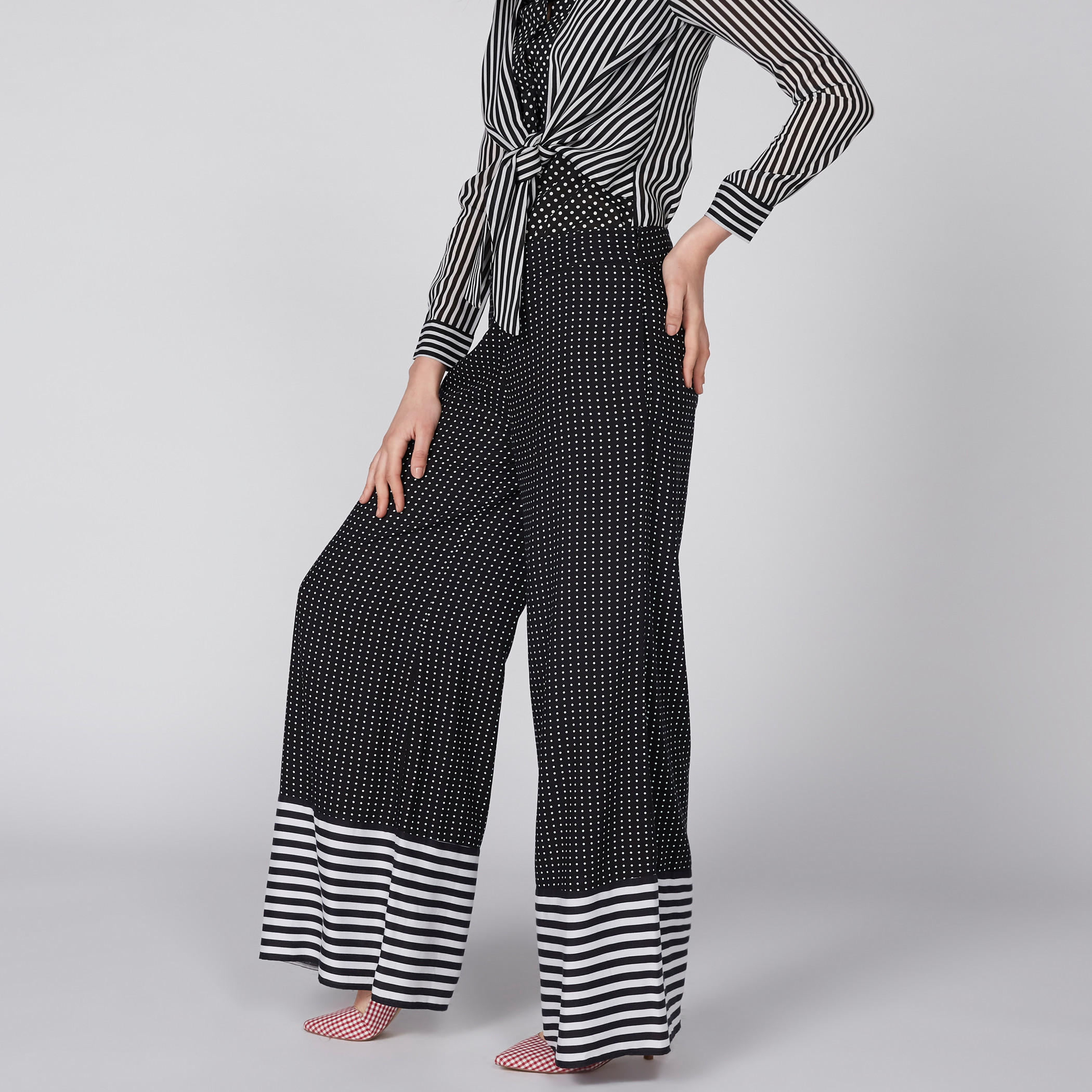 بنطال بالازو منقّط بجيوب-women-clothing-bottoms-trousers-image-2