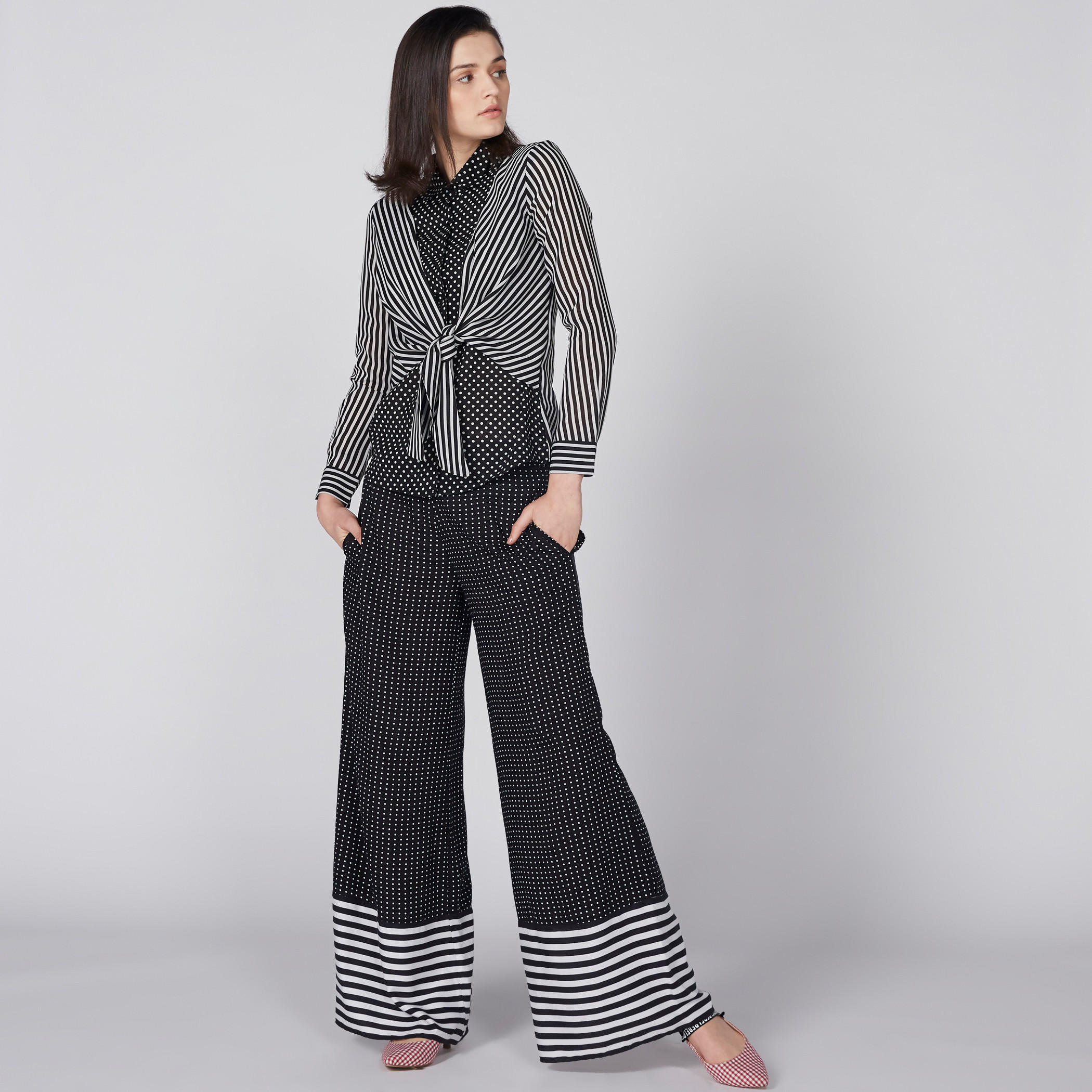 بلوزة منقطّة ومقلّمة بأكمام طويلة ورباط-women-clothing-shirtsandblouses-blouses-image-4