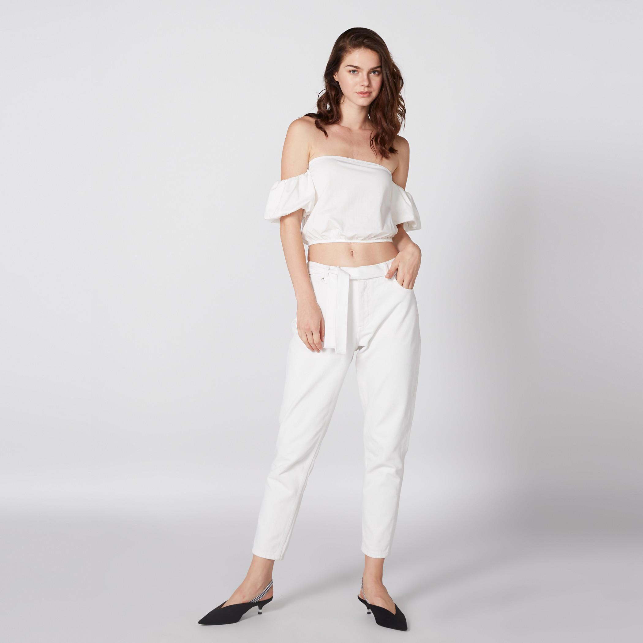 بلوزة قصيرة بأكتاف مكشوفة وأكمام قصيرة-women-clothing-shirtsandblouses-blouses-image-4