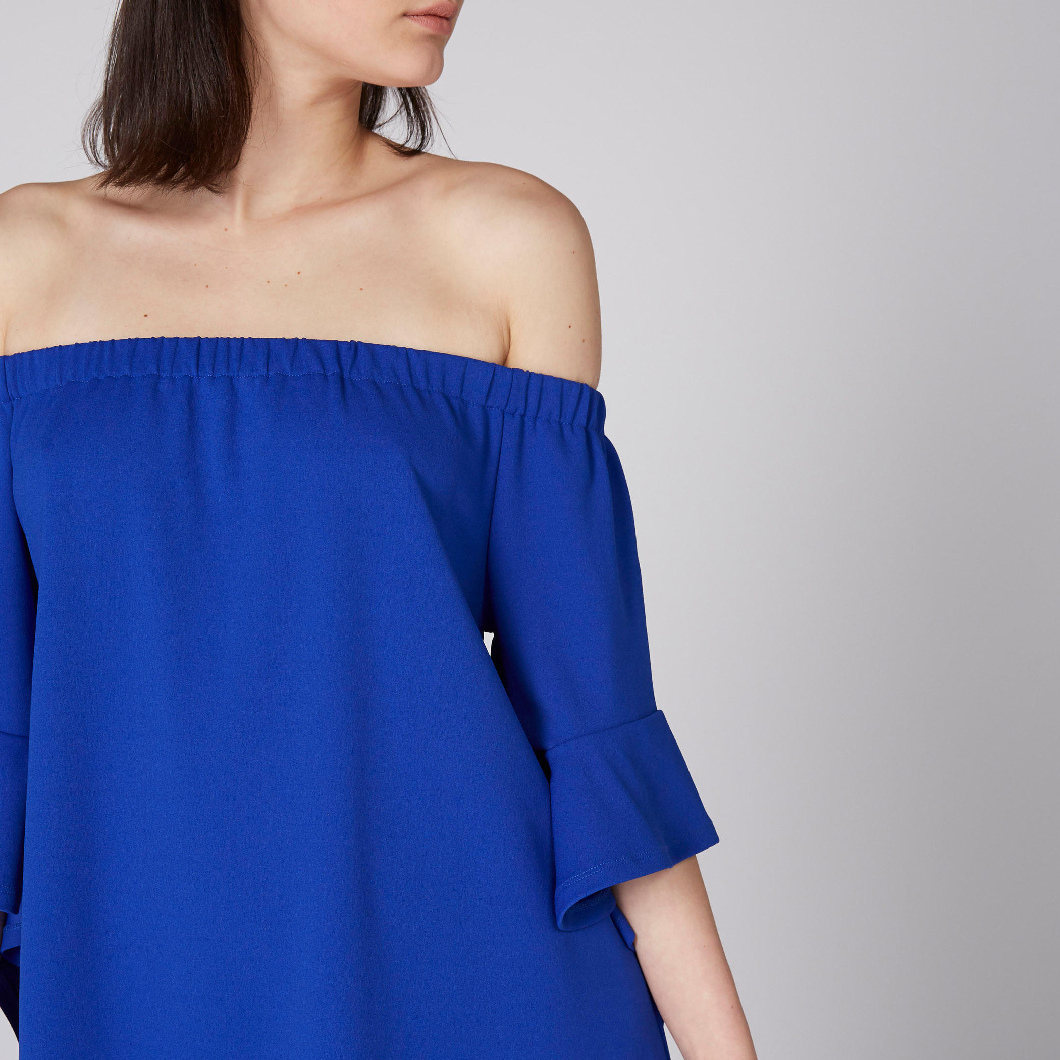 فستان قصير بأكتاف مكشوفة وأكمام واسعة-women-clothing-dresses-image-2