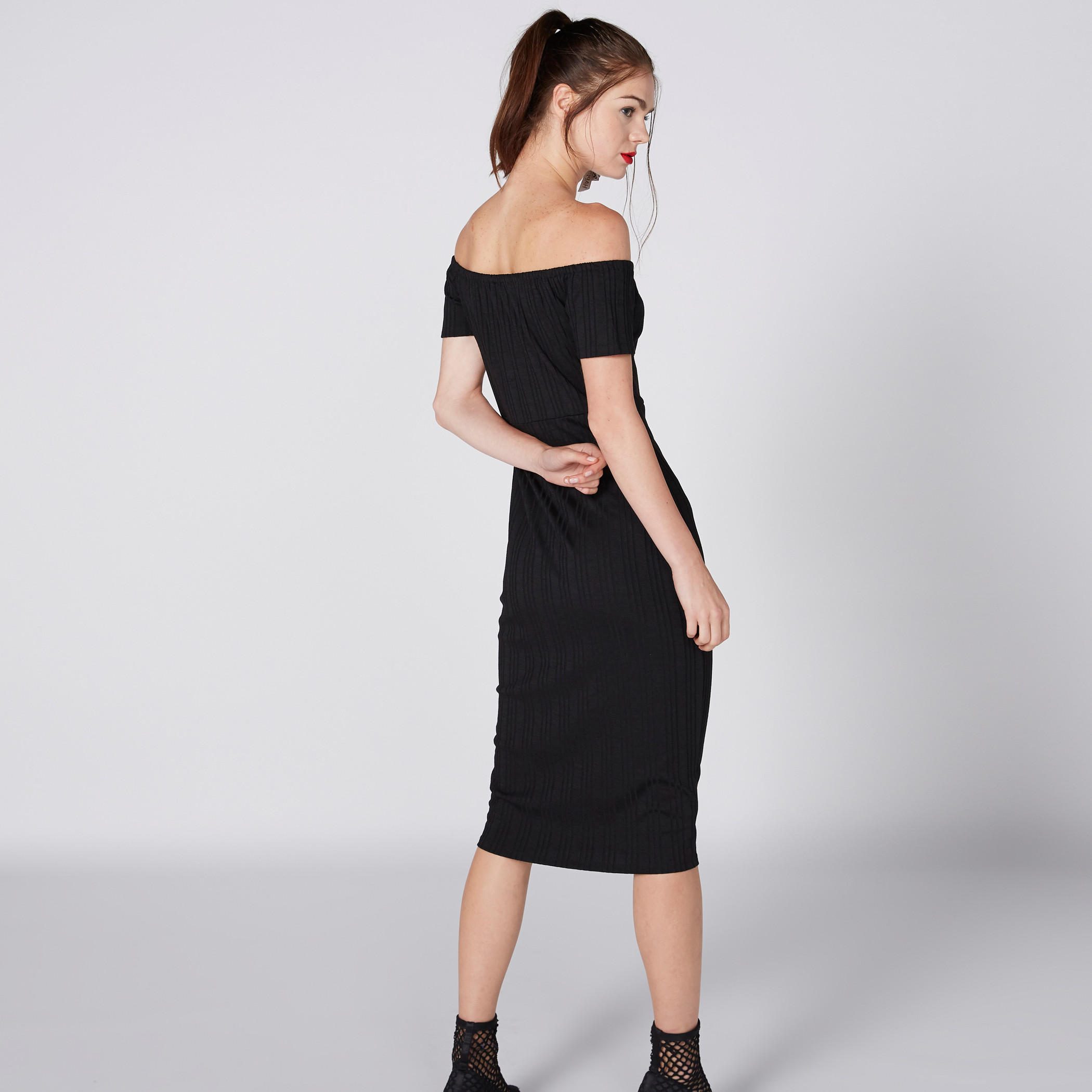 فستان بازر الملمس ومتوسط الطول بأكتاف مكشوفة وسحّاب-women-clothing-dresses-image-2