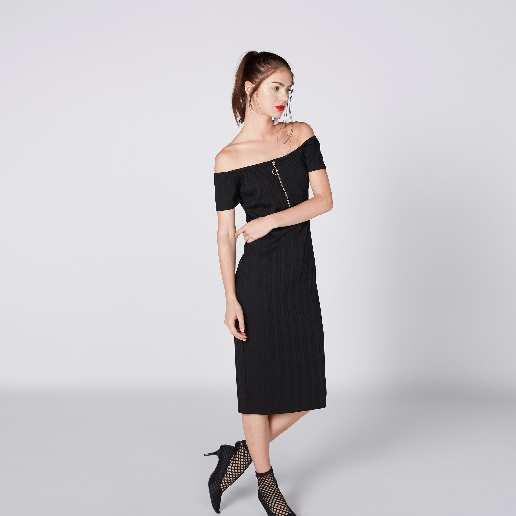 فستان بازر الملمس ومتوسط الطول بأكتاف مكشوفة وسحّاب-women-clothing-dresses-image-3