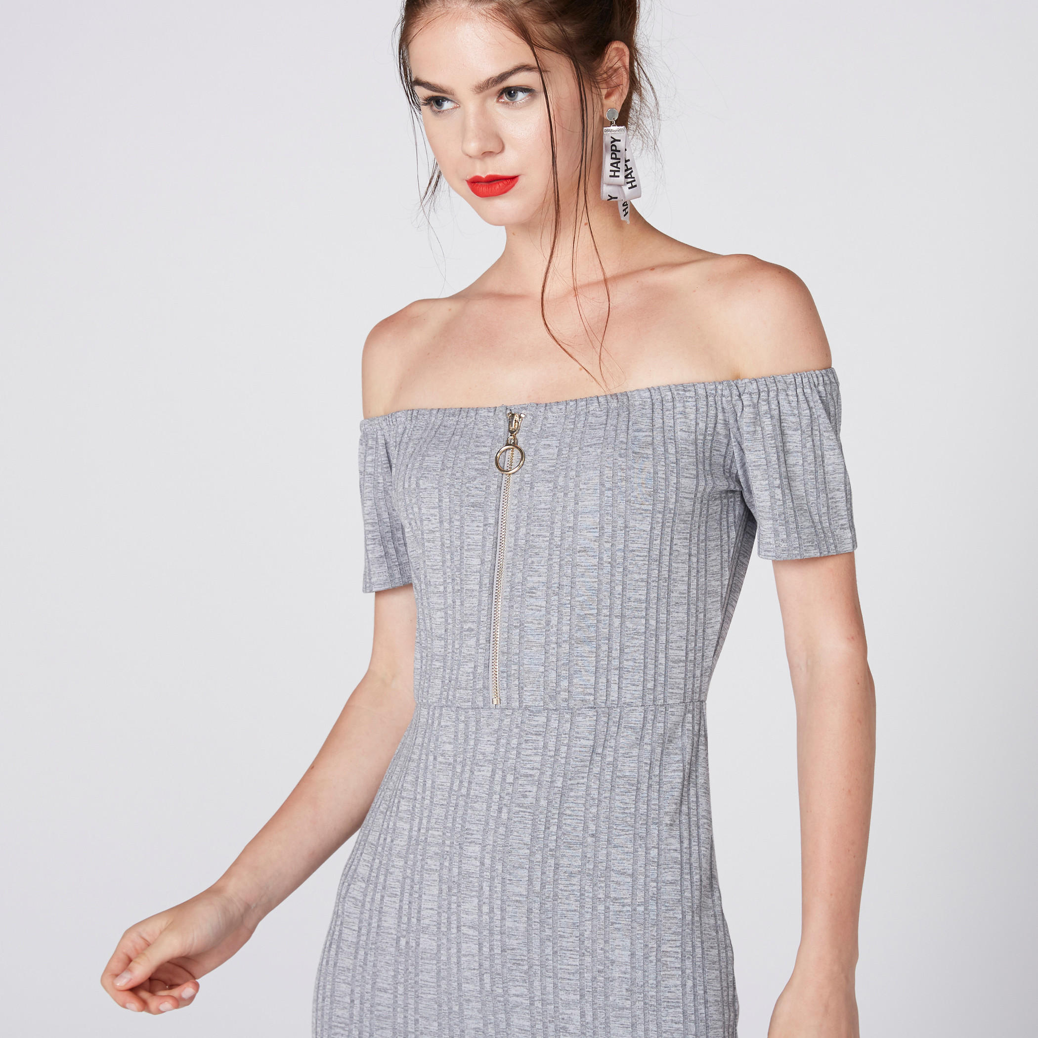 فستان مضلّع متوسط الطول بأكتاف مكشوفة وسحّاب إغلاق-women-clothing-dresses-image-1