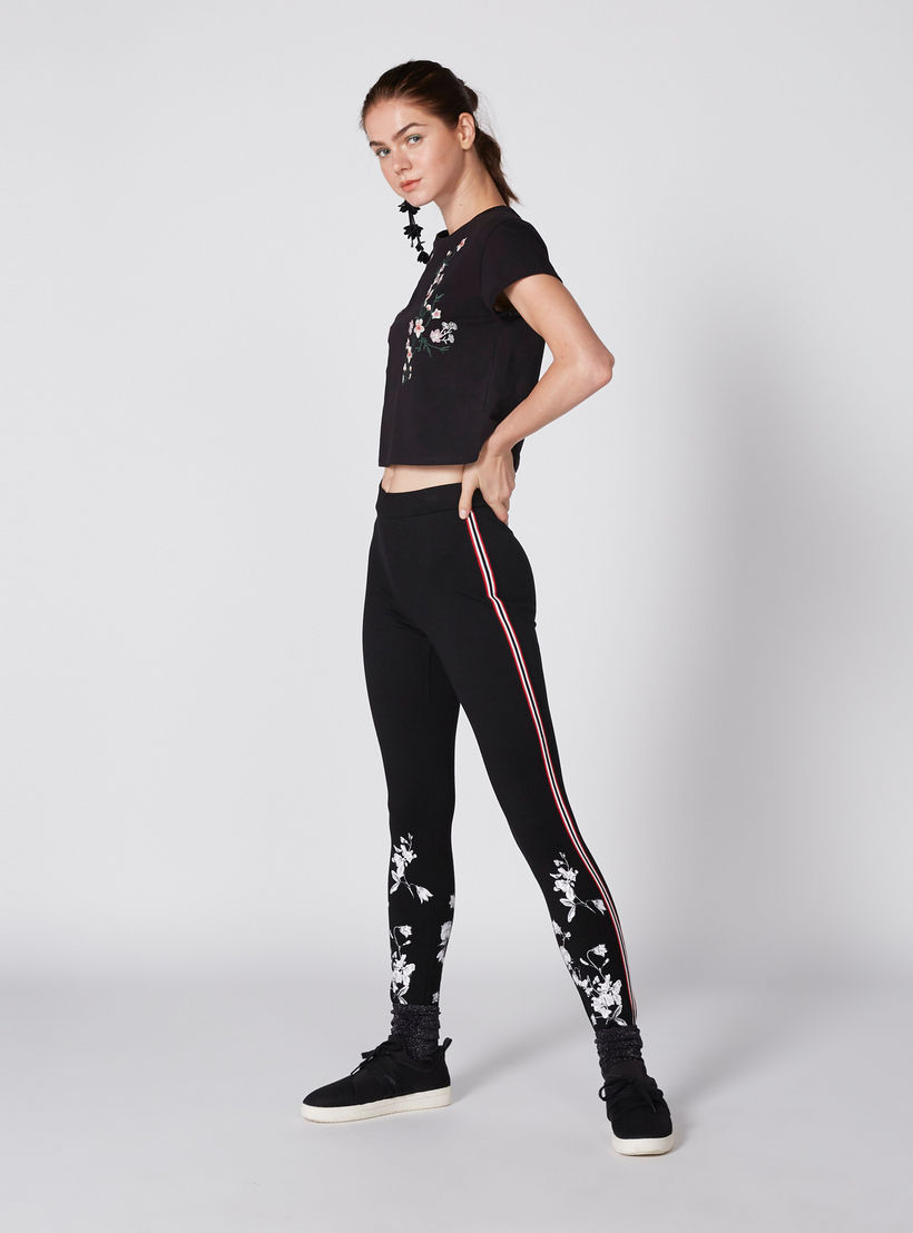 بنطال ليقنز طويل بطبعات-women-clothing-bottoms-leggings-image-2