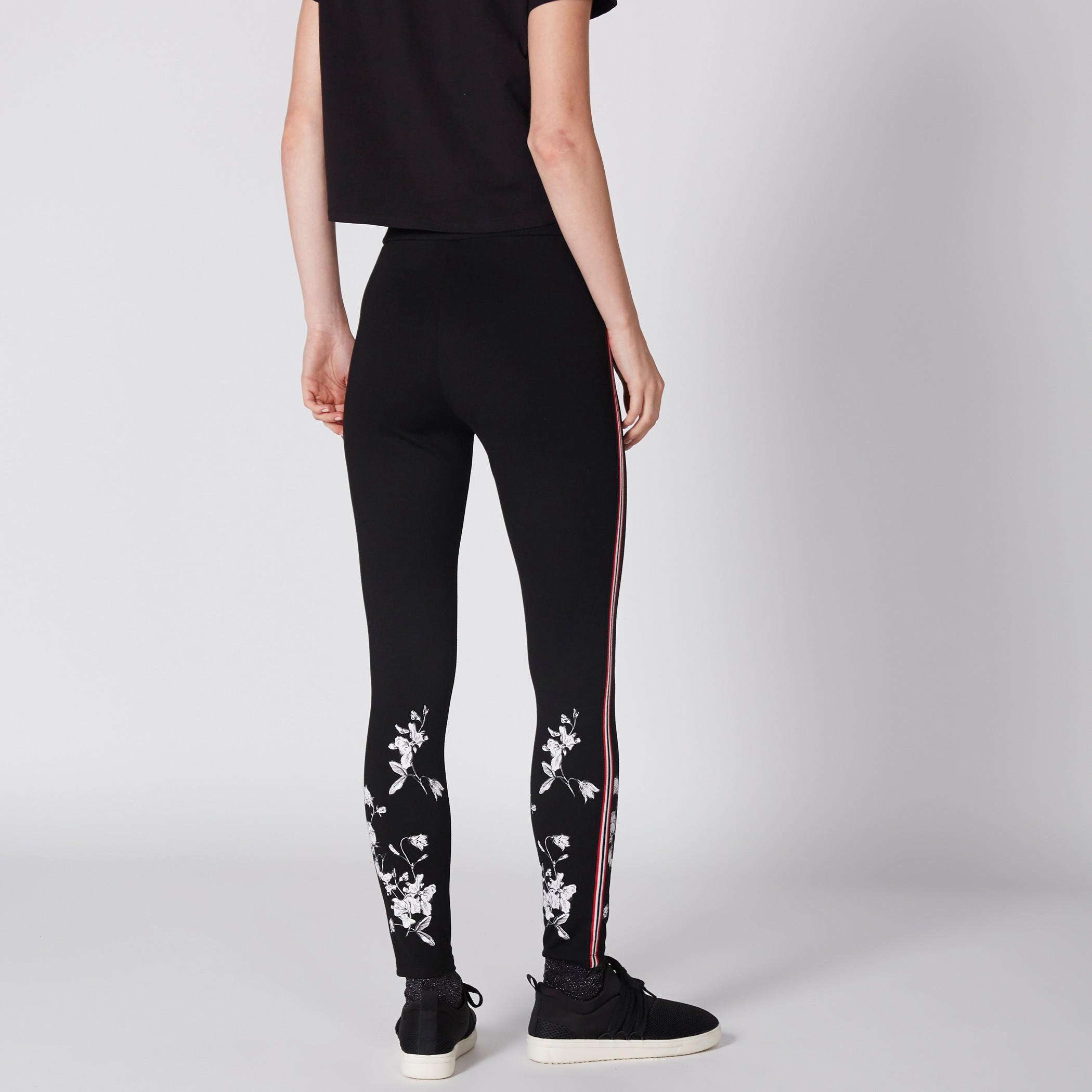 بنطال ليقنز طويل بطبعات-women-clothing-bottoms-leggings-image-5