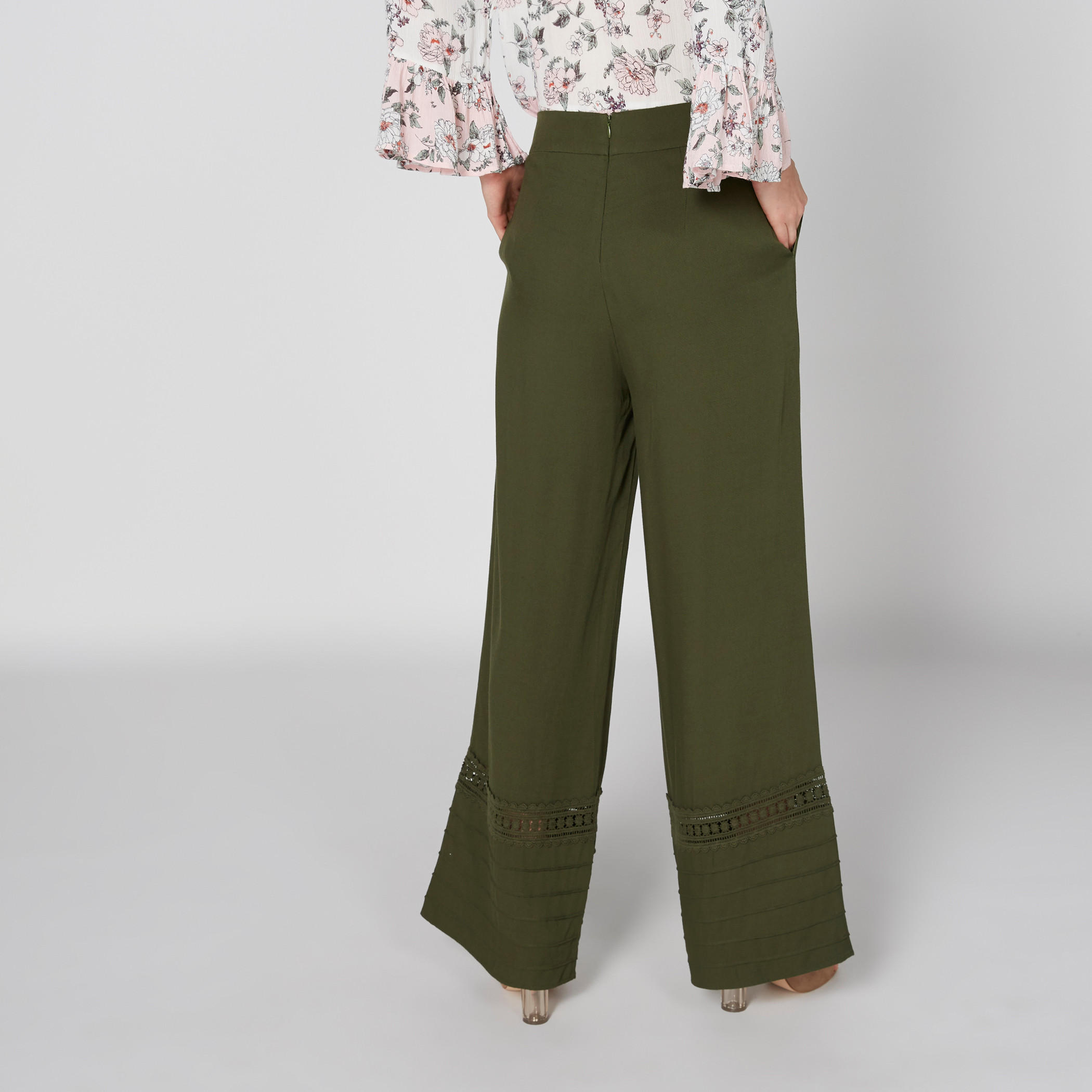 بنطال بالازو طويل بخصر مطّاطي وتفاصيل دانتيل-women-clothing-bottoms-trousers-image-3