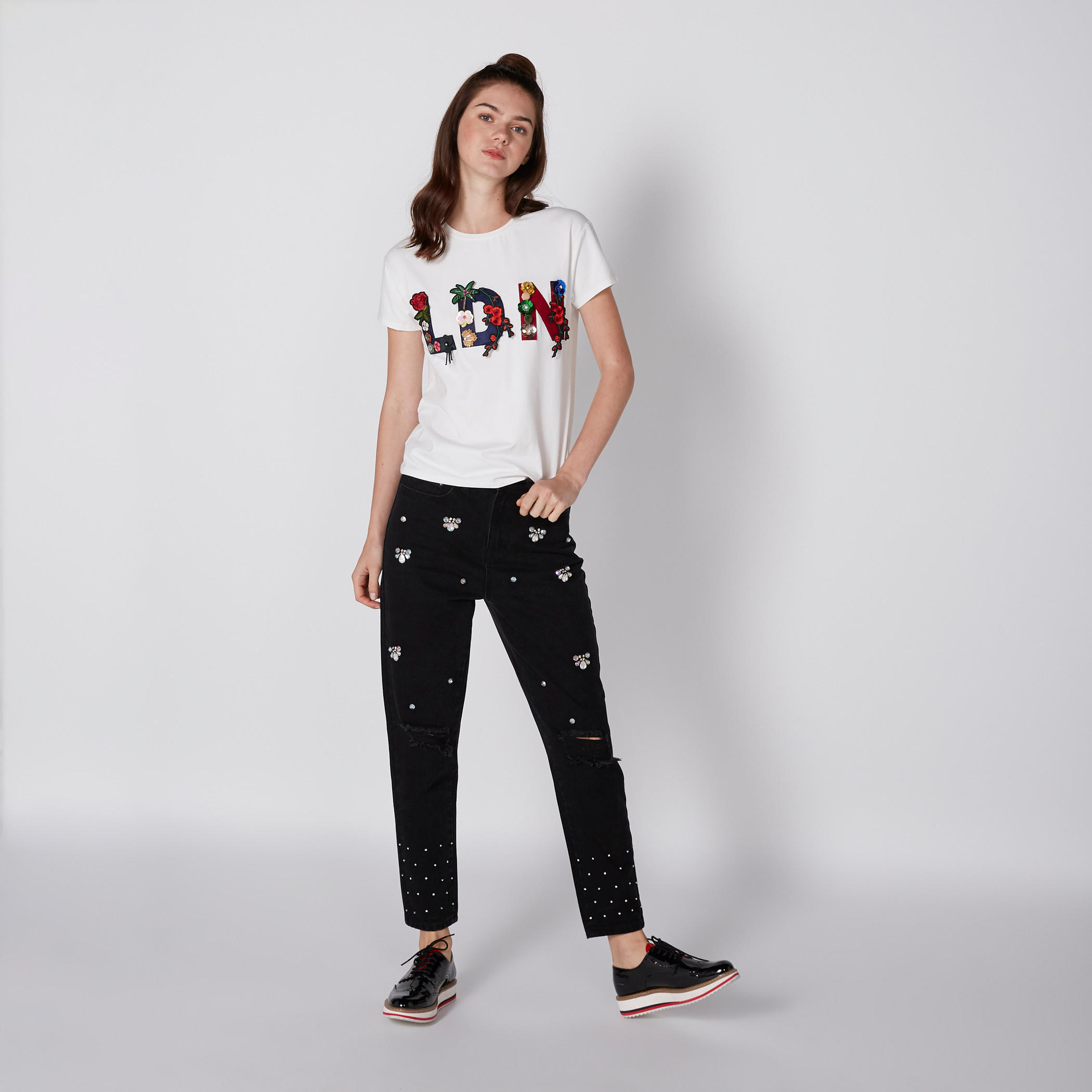 تيشيرت بياقة مستديرة وأكمام قصيرة وطبعات-women-clothing-shirtsandblouses-shirts-image-1