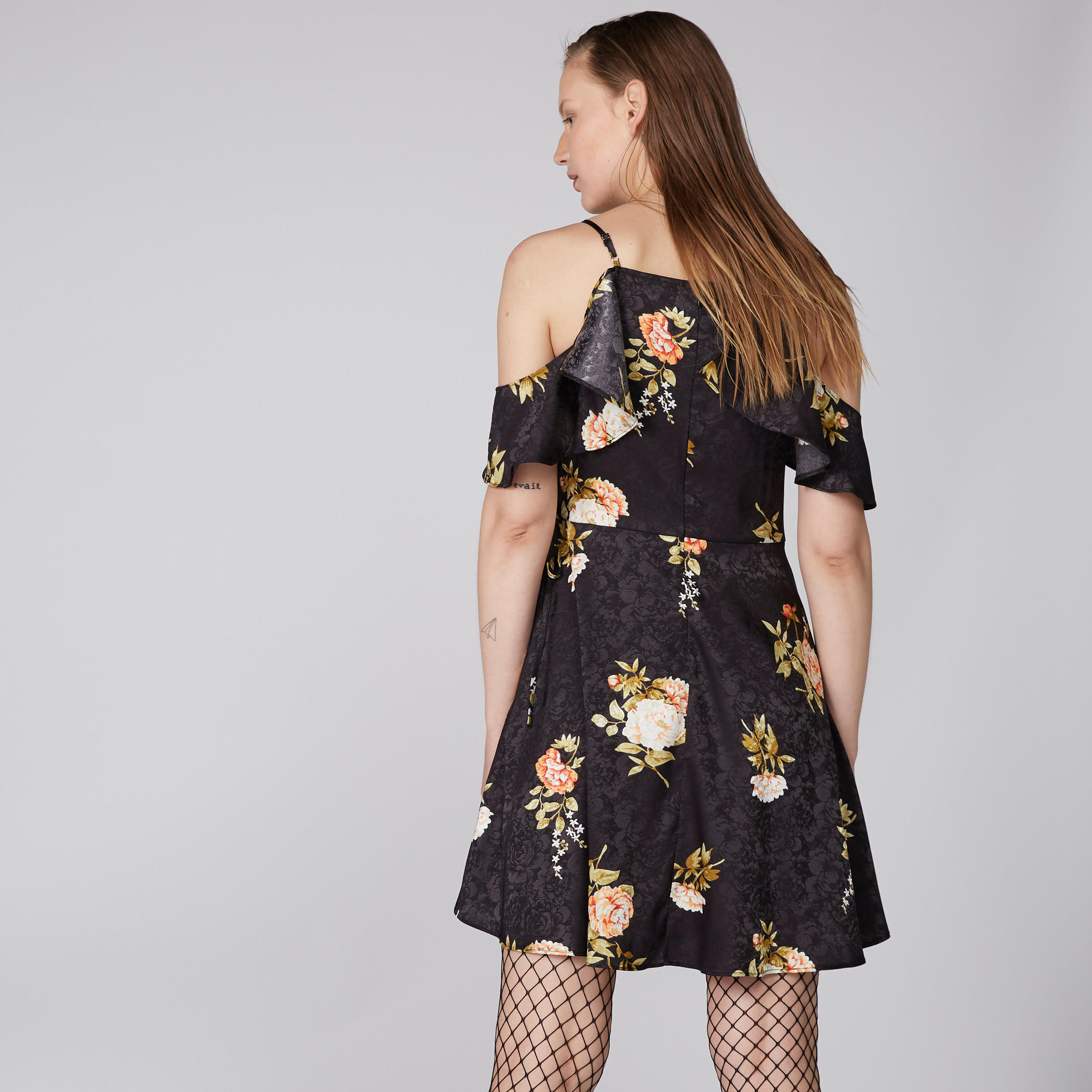 فستان مكشوف الأكتاف بطبعات أزهار-women-clothing-dresses-image-2